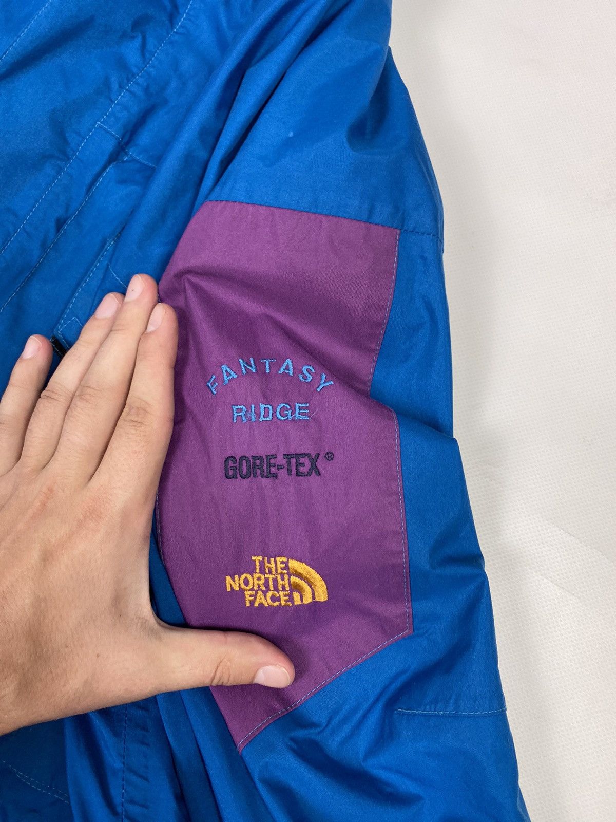 The North Face Vintage The North Face Jacket 90s Fantasy Ridge Size US L / EU 52-54 / 3 - 3 Thumbnail