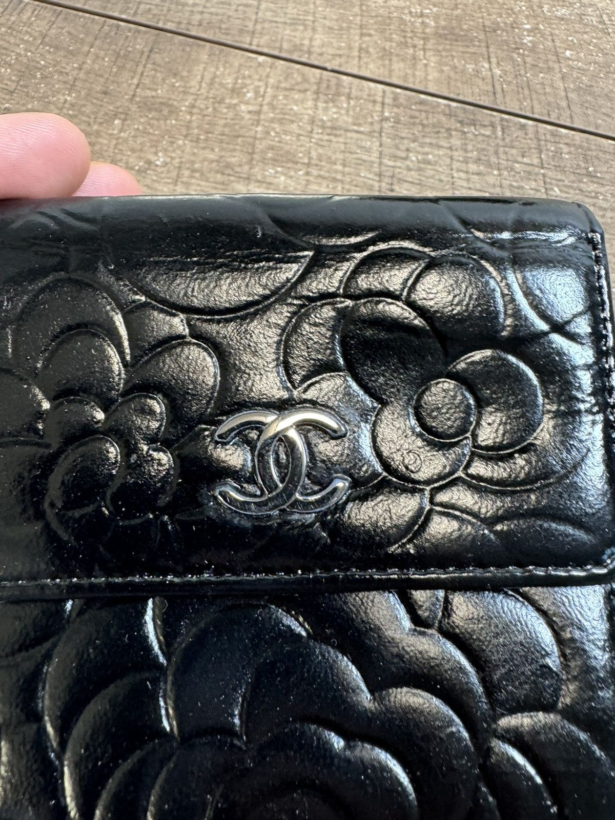 Chanel CHANEL Camellia Double Hook Bi Fold Wallet Lambskin Silver Size ONE SIZE - 2 Thumbnail