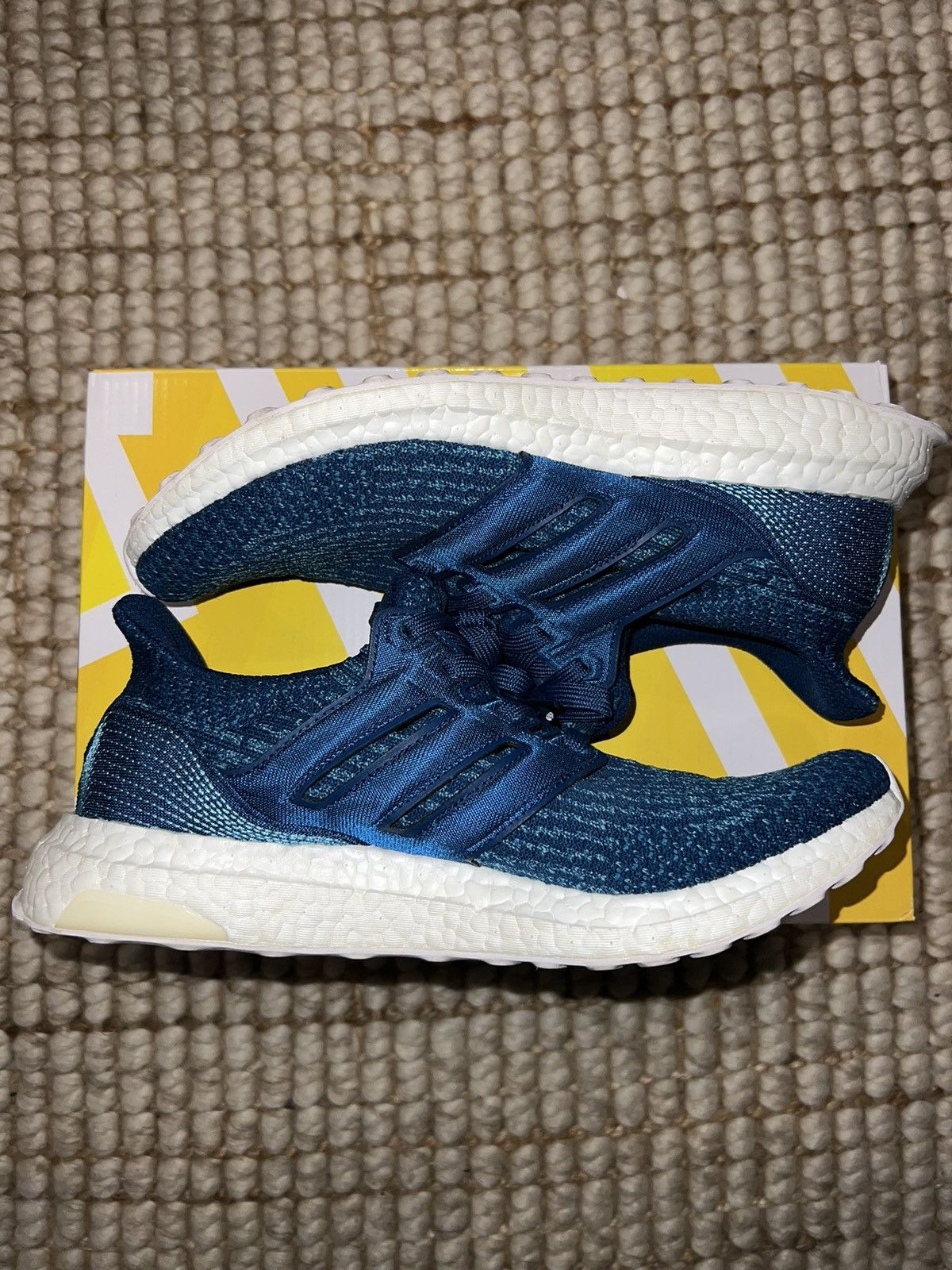 Adidas Adidas Parley Ultra Boost Size US 8.5 / EU 41-42 - 2 Thumbnail