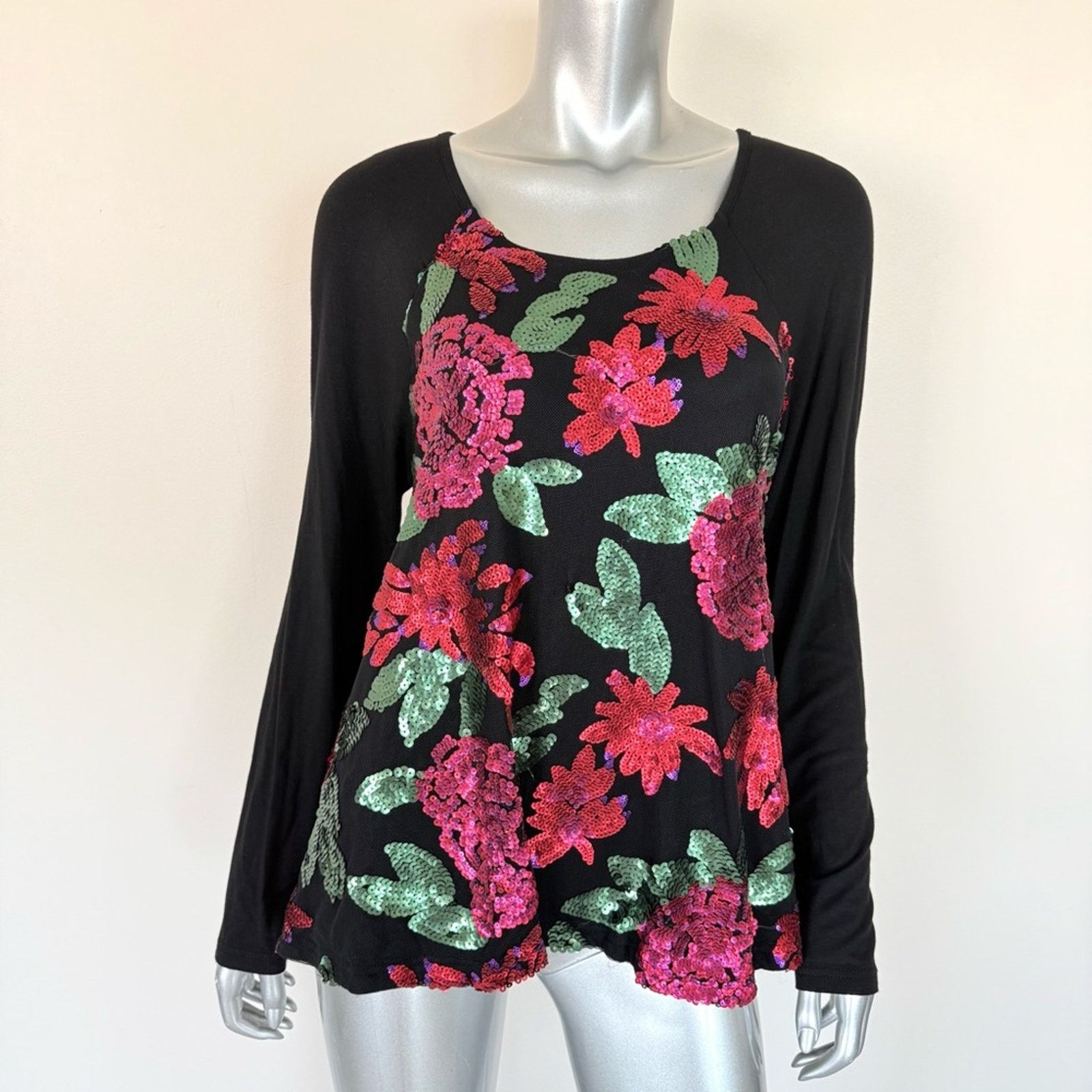 Other Women top with sequins size L Size L / US 10 / IT 46 - 1 Thumbnail