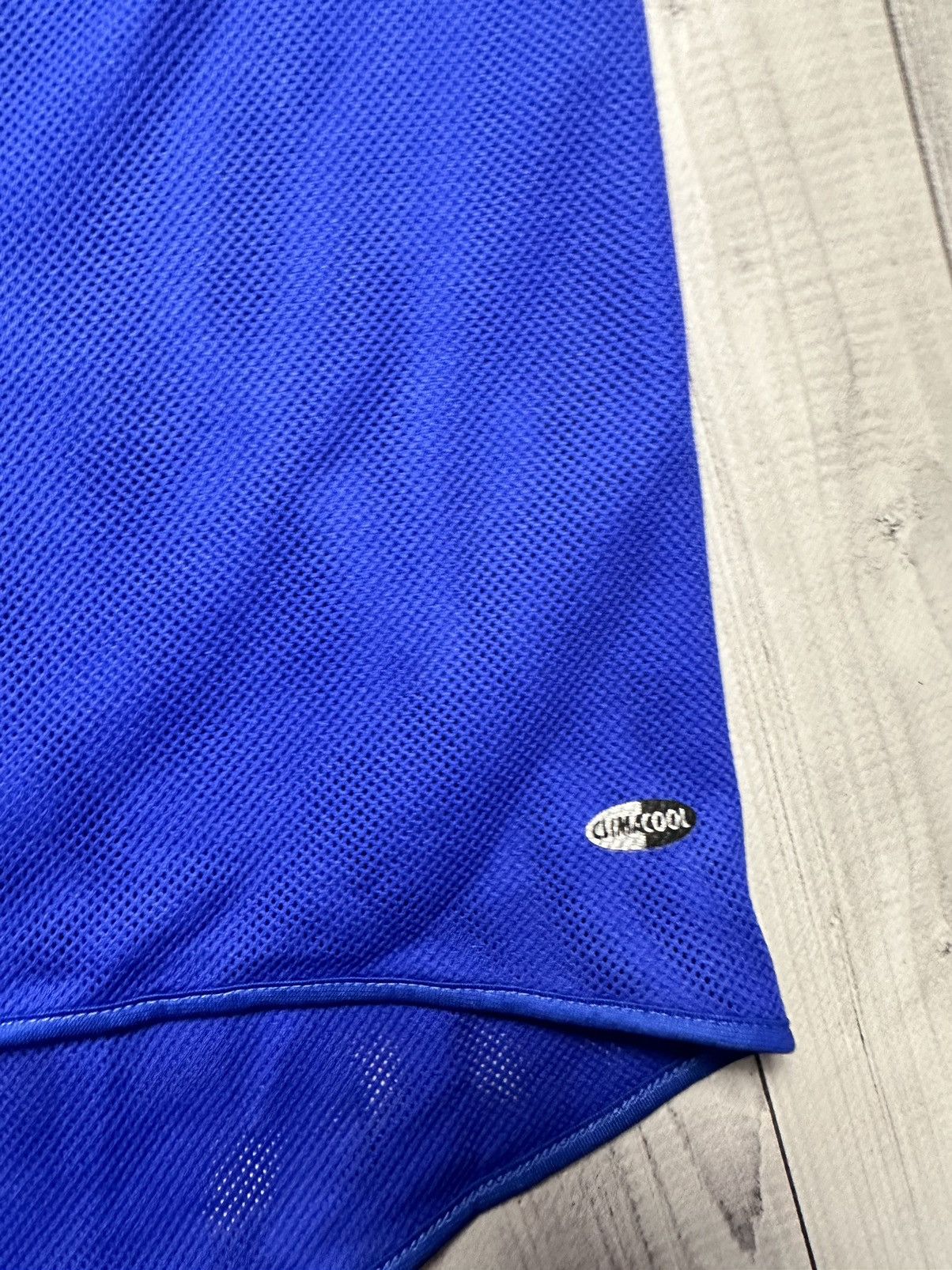Adidas × Vintage Vintage adidas France soccer jersey size M Size US M / EU 48-50 / 2 - 6 Thumbnail