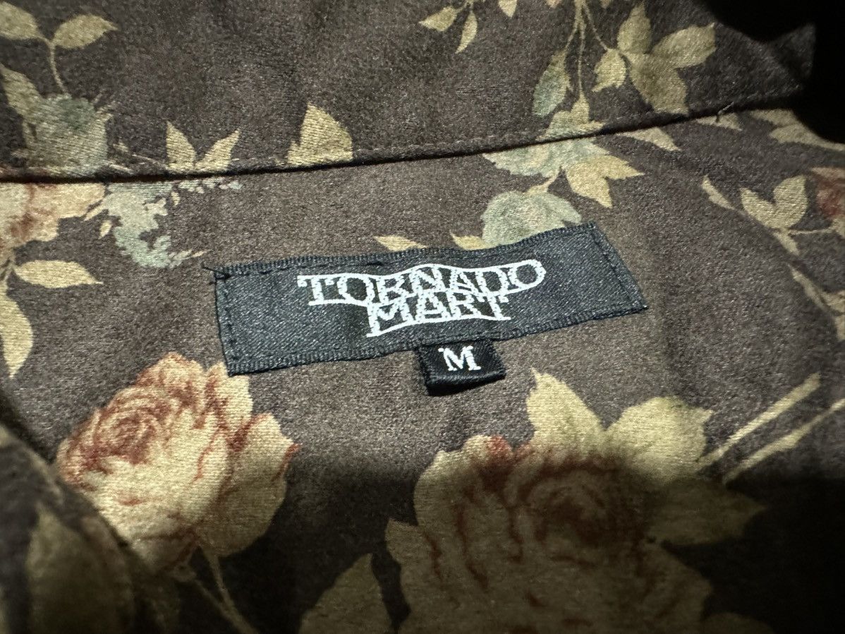 Tornado Mart 🔥Y2K Vintage Tornado Mart Shirt Wrinkled Floral Overprint Size US M / EU 48-50 / 2 - 8 Thumbnail