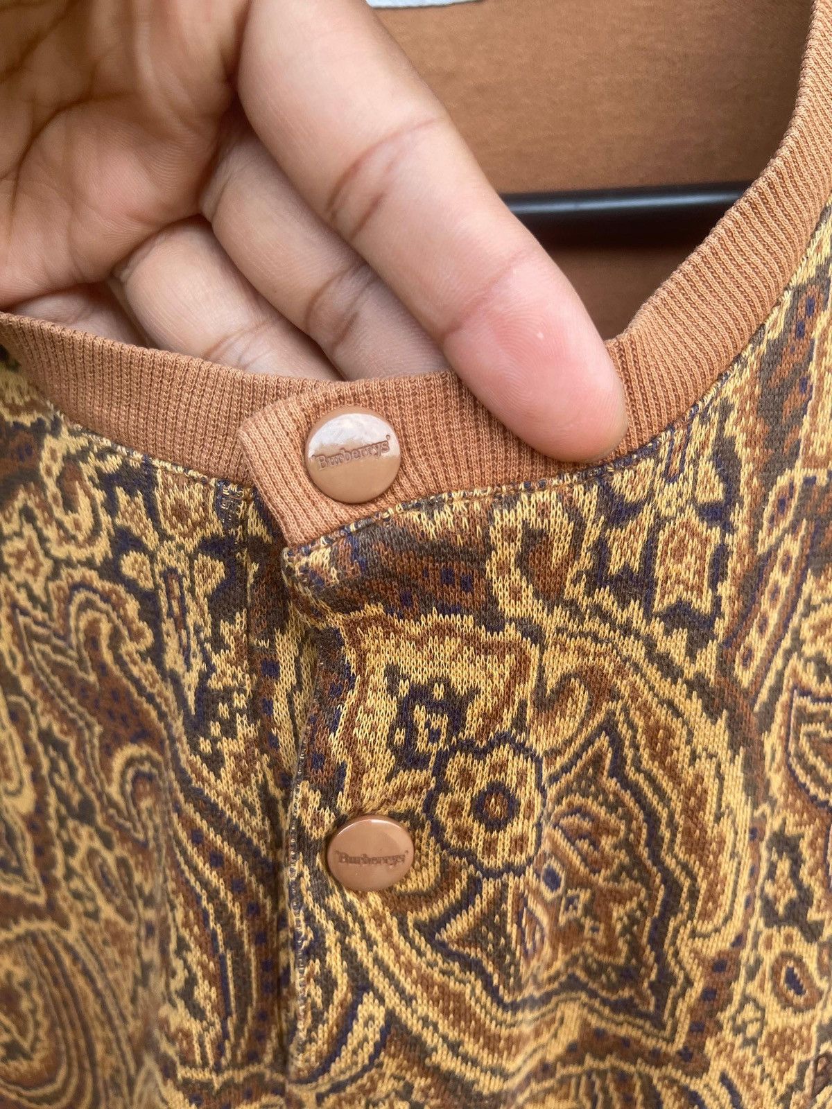 Burberry Vintage 90s Burberrys Art Motive Paisley Sweatshirt Size US L / EU 52-54 / 3 - 5 Thumbnail