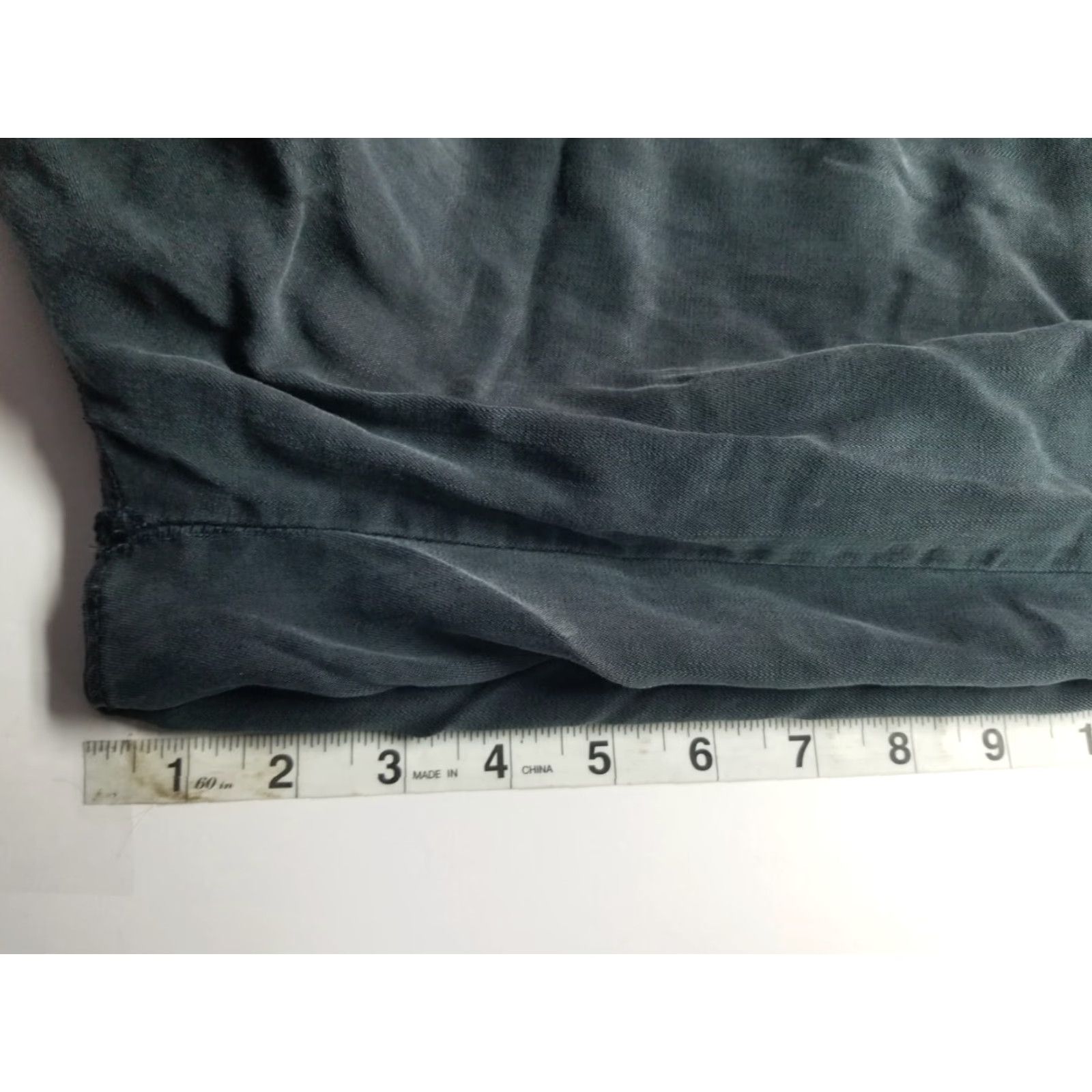 Vintage Carly Jean Women Black Casual Pants Size Small Cropped Inseam 26.75in Lyocell Casual Pants Women Car Theme Slim Fit? Size 28" / US 6 / IT 42 - 4 Thumbnail