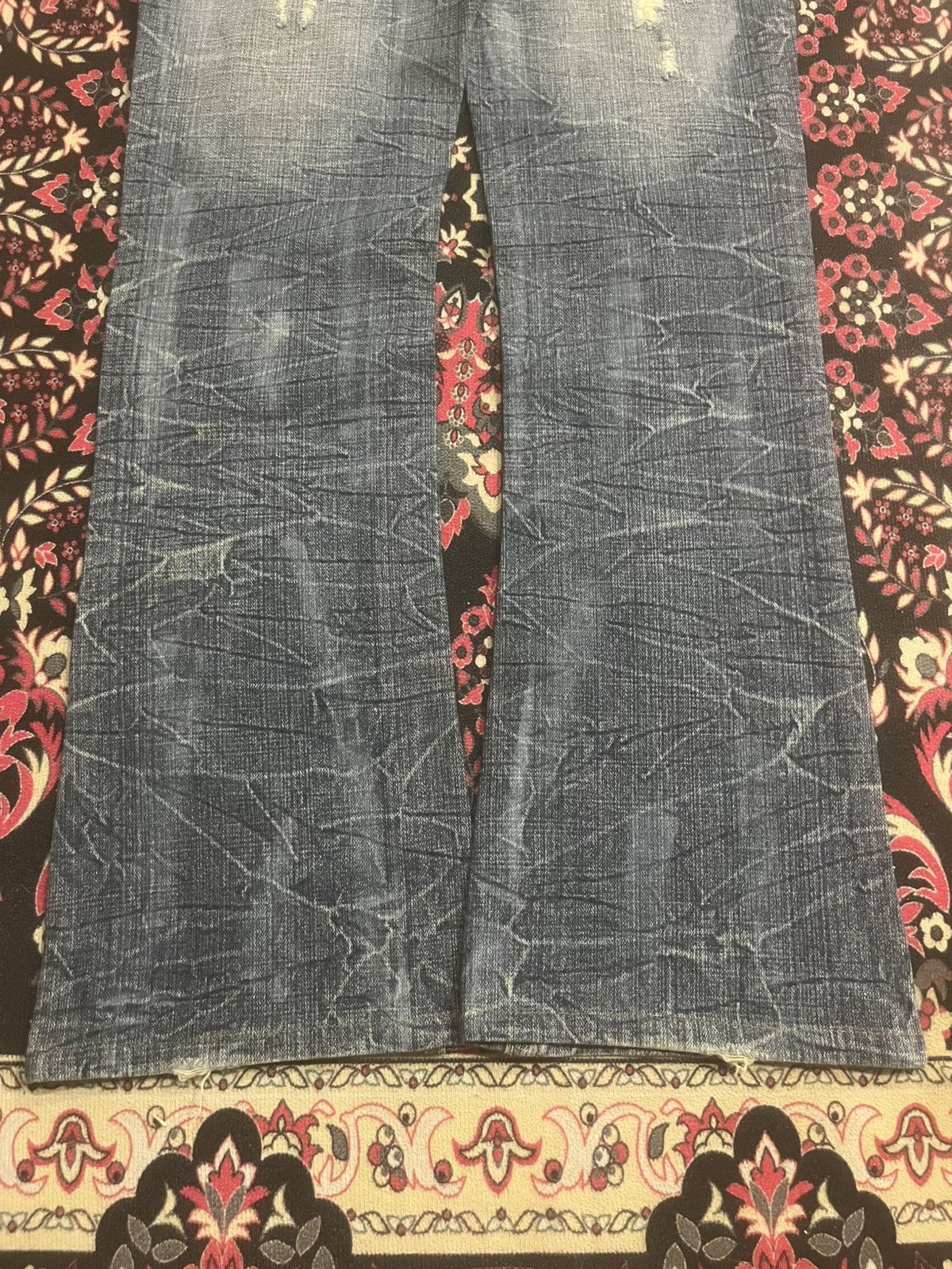 Le Grande Bleu (L.G.B.) Vintage African Taro Blue Thunder Washed Ripped Flare Jeans Size US 30 / EU 46 - 10 Thumbnail
