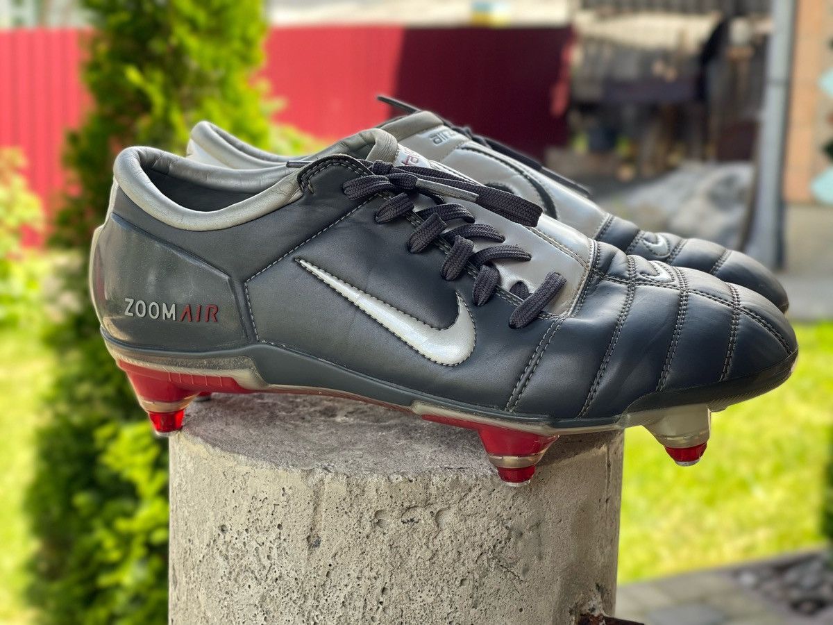 Vintage Vintage Nike Total 90 Air Zoom Gray Football Soccer Cleats Size US 8 / EU 41 - 1 Thumbnail