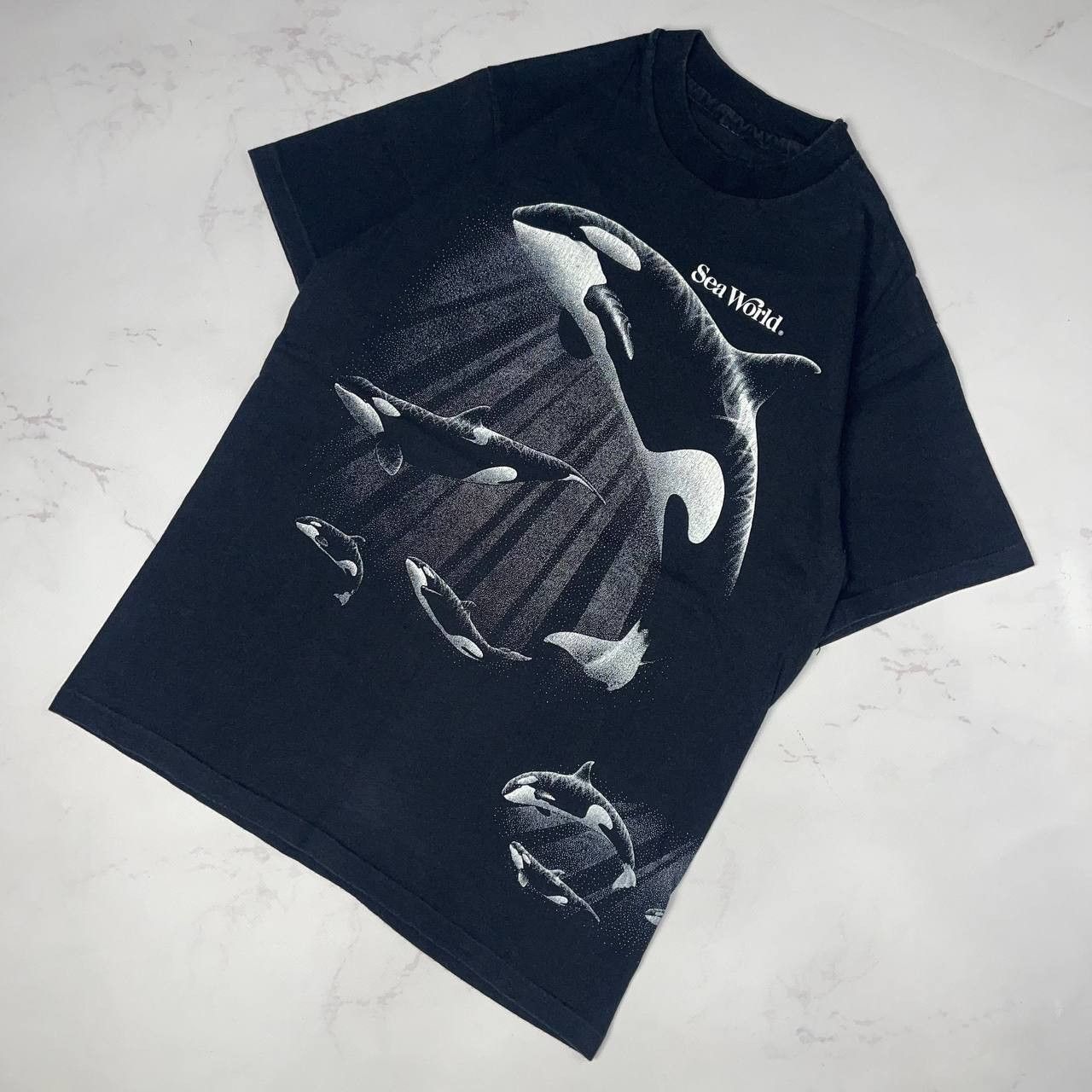 Vintage Vintage Vintage Sea World y2k single stitch art tee 90's Size US M / EU 48-50 / 2 - 1 Thumbnail