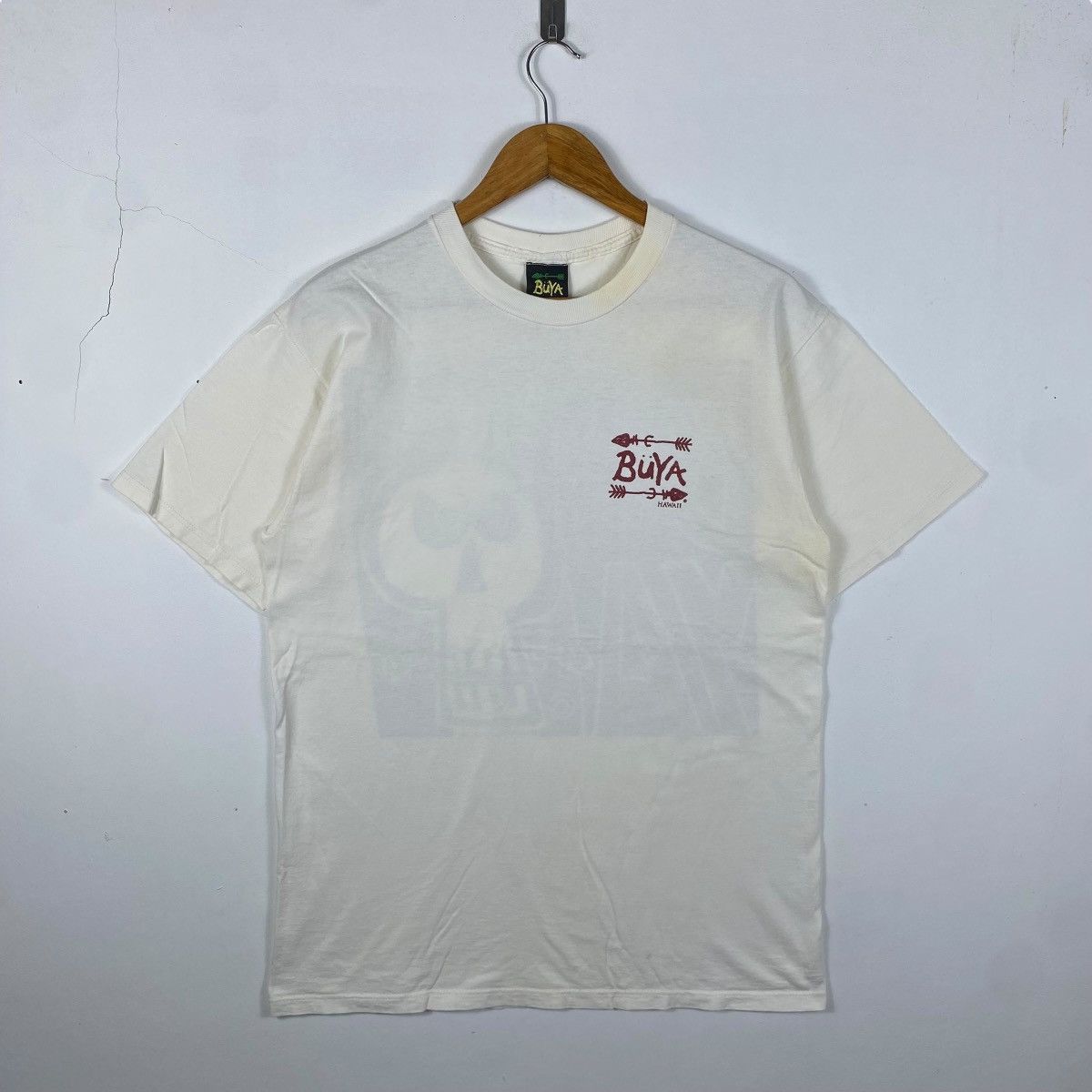 Vintage Vintage 90's BUYA Oahu Hawaii Graphic Tee Shirt Large Size Size US L / EU 52-54 / 3 - 5 Thumbnail