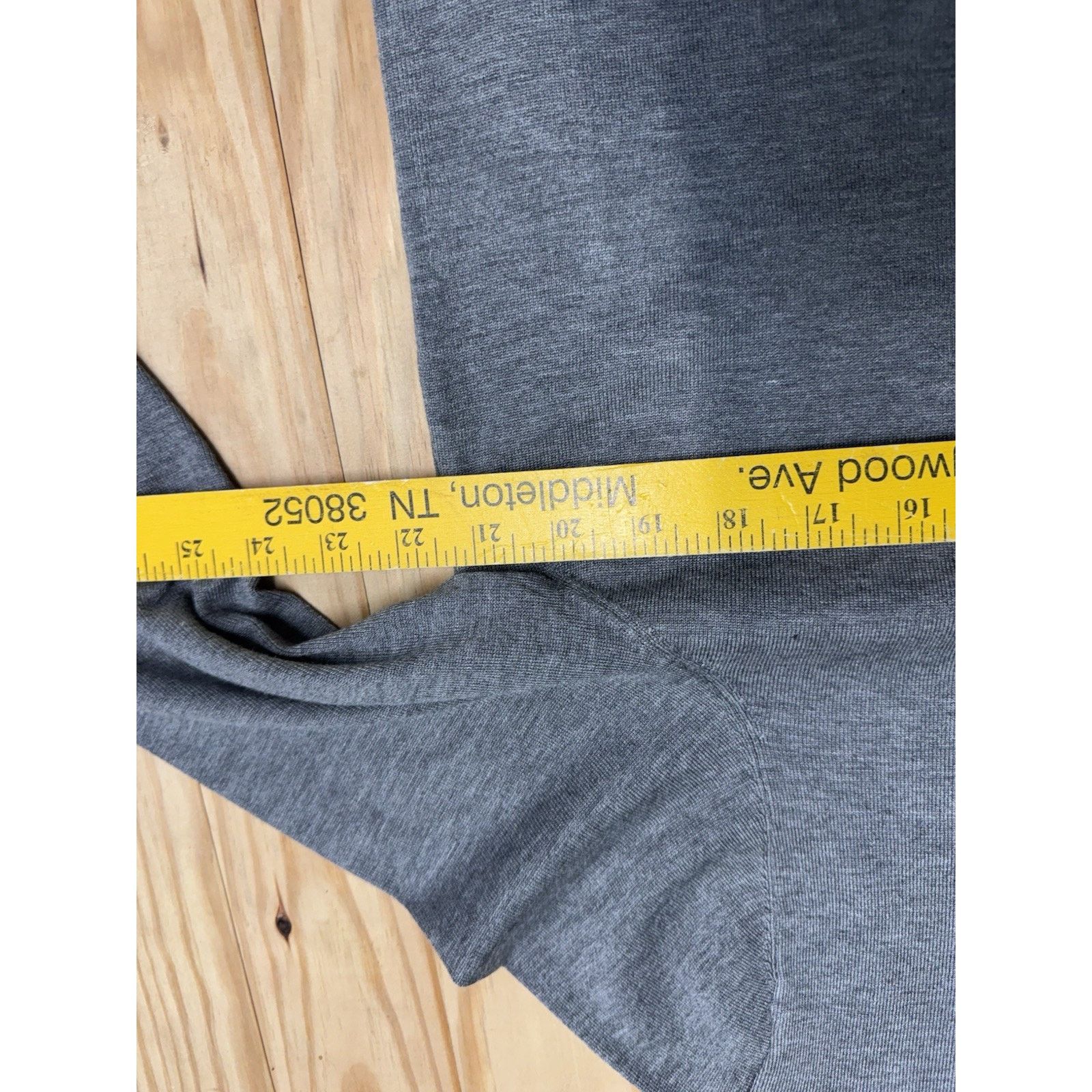 Chicos Chico's Sweater3Women's Small Gray Long Sleeve Pullover Knit Size S / US 4 / IT 40 - 6 Thumbnail