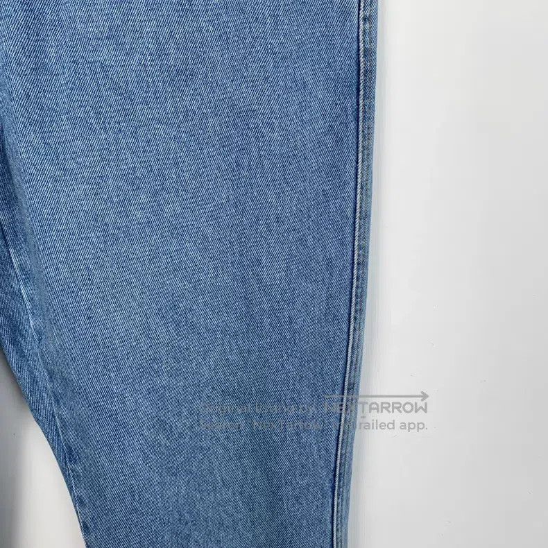 Loewe Loewe Blue Logo Leather Patch Straight Leg Jeans Size 30" / US 8 / IT 44 - 4 Thumbnail
