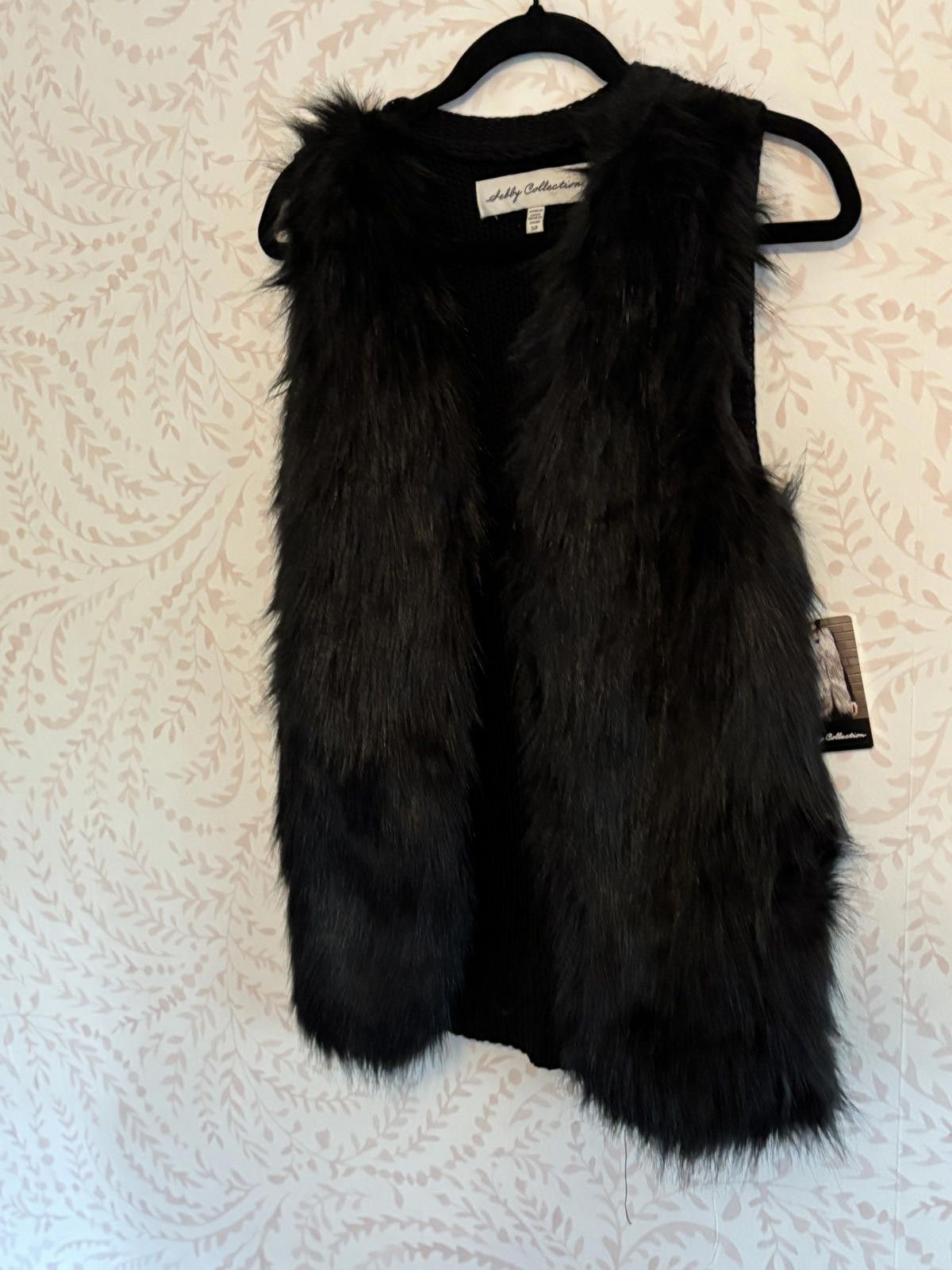 Designer NWT Debby Collection Black Faux Fur Vest Size S/P Size S / US 4 / IT 40 - 2 Thumbnail