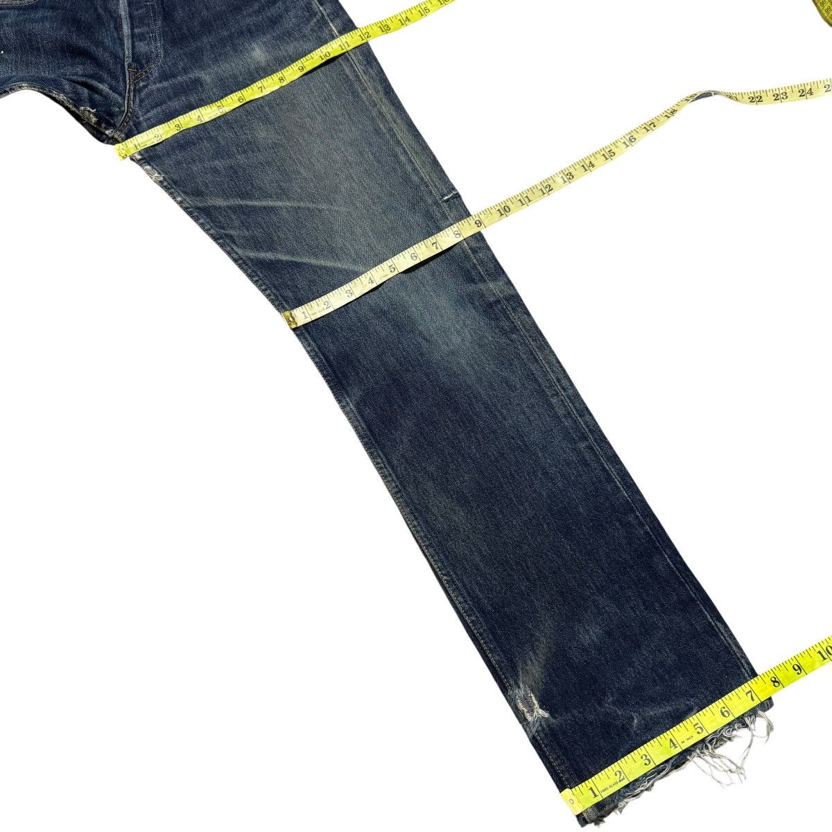Levi's Vintage Levis 501 Thrashed Jeans Size US 28 / EU 44 - 23 Thumbnail