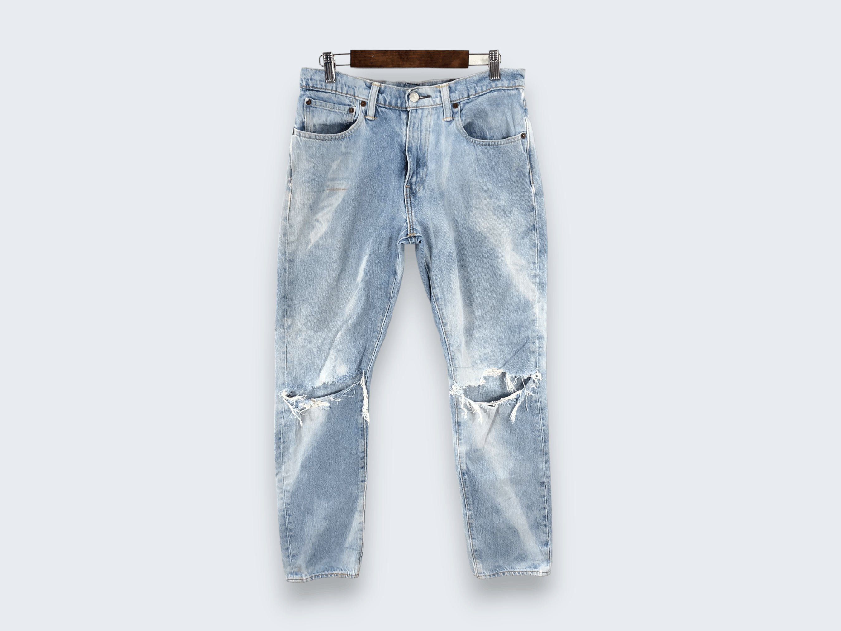 30 x 27 Distresseed Vintage Levi 512 Jeans L1662