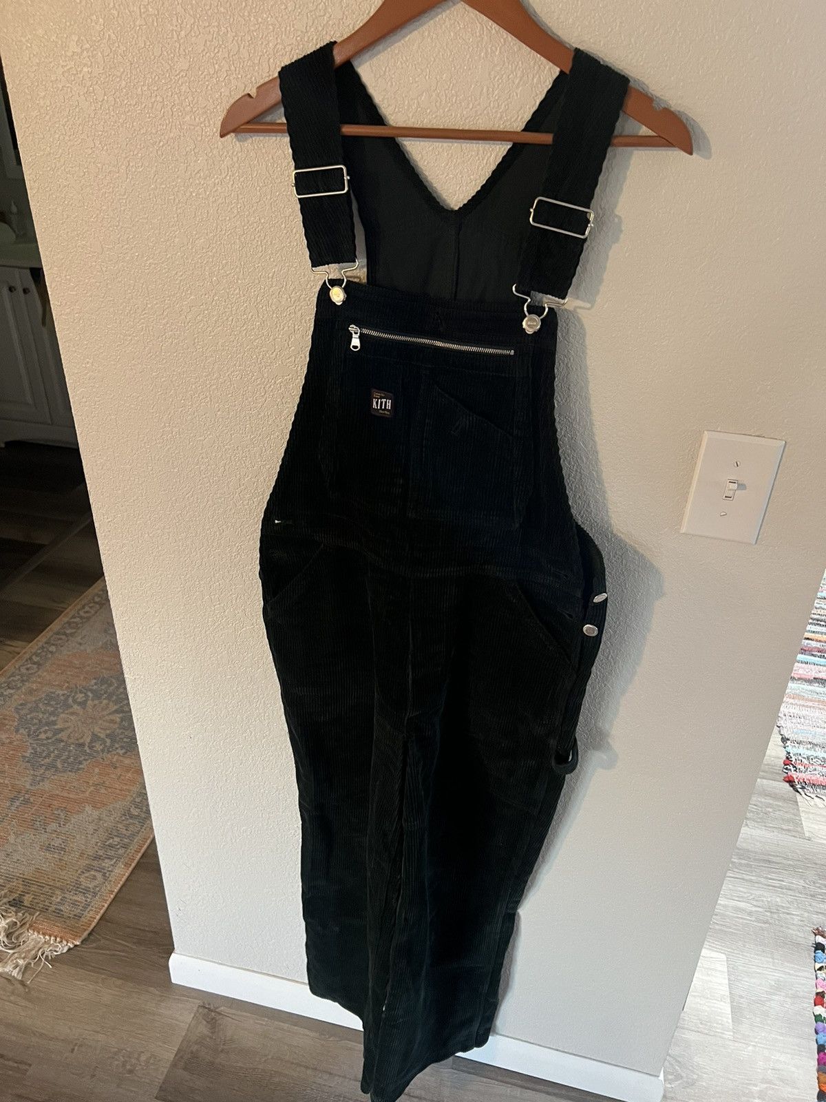 Kith Kith Cotton Corduroy Overalls in Forest Green Size 27" / US 4 / IT 40 - 9 Thumbnail