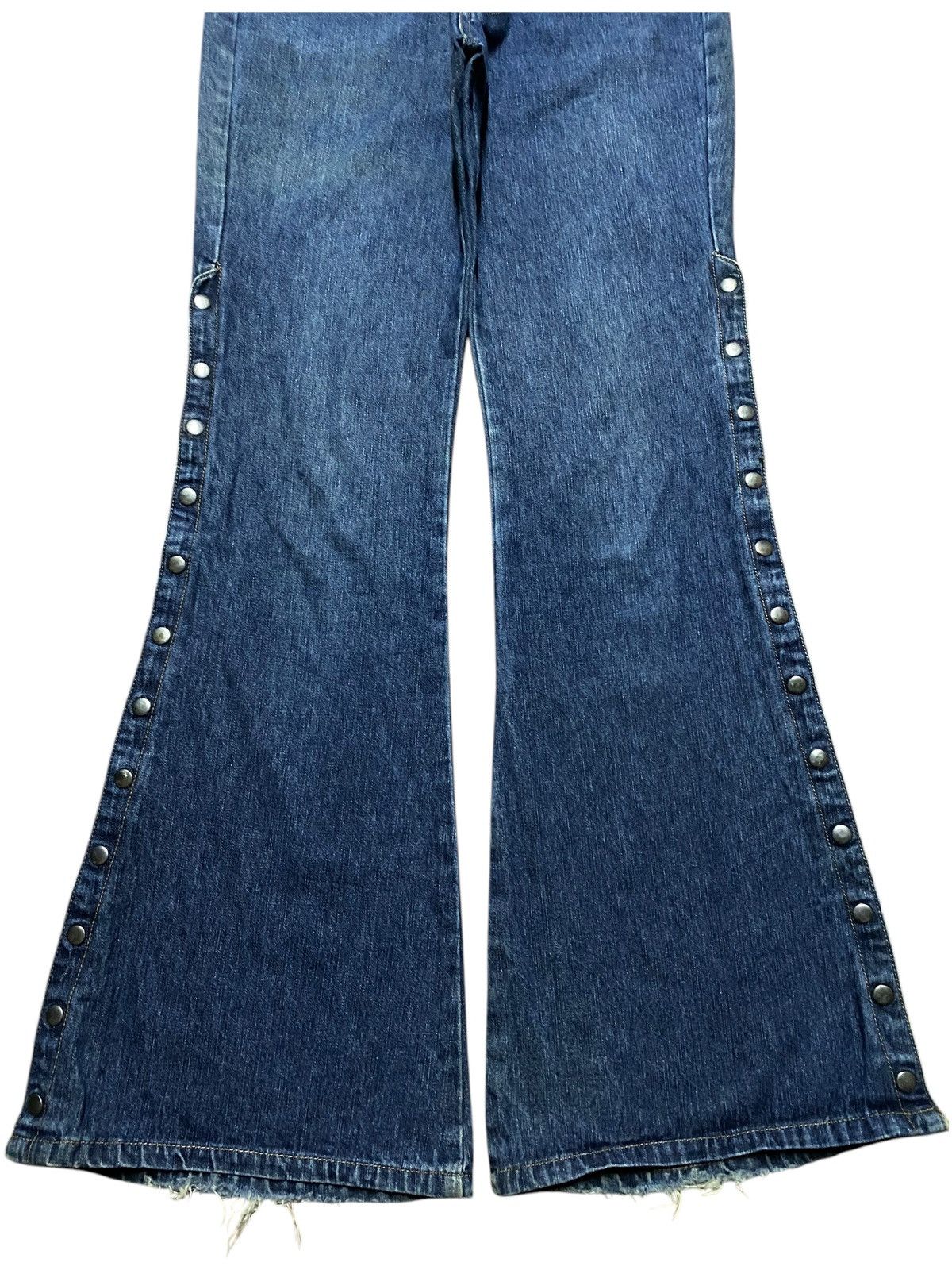 Japanese Brand Y2K Japanese Brand Back&Forth Botton Leg Super Flare Jeans Size US 28 / EU 44 - 5 Thumbnail