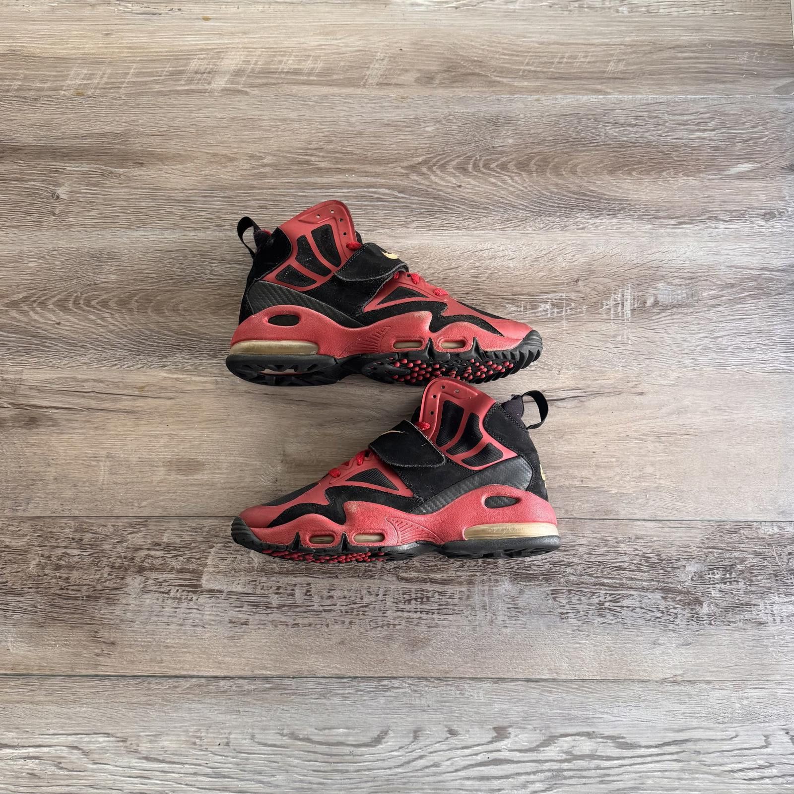 NIKE • Air Max Express 