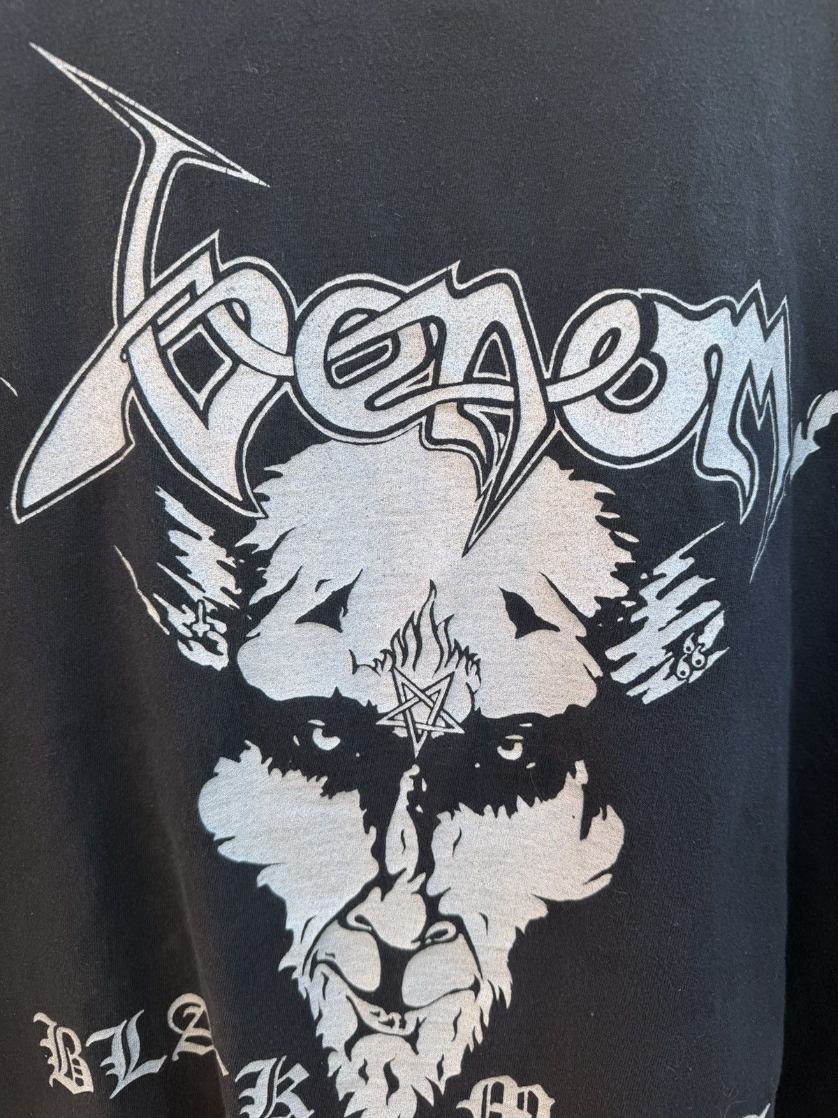 Vintage 1996 Venom Black Metal Tee Size US XL / EU 56 / 4 - 3 Thumbnail