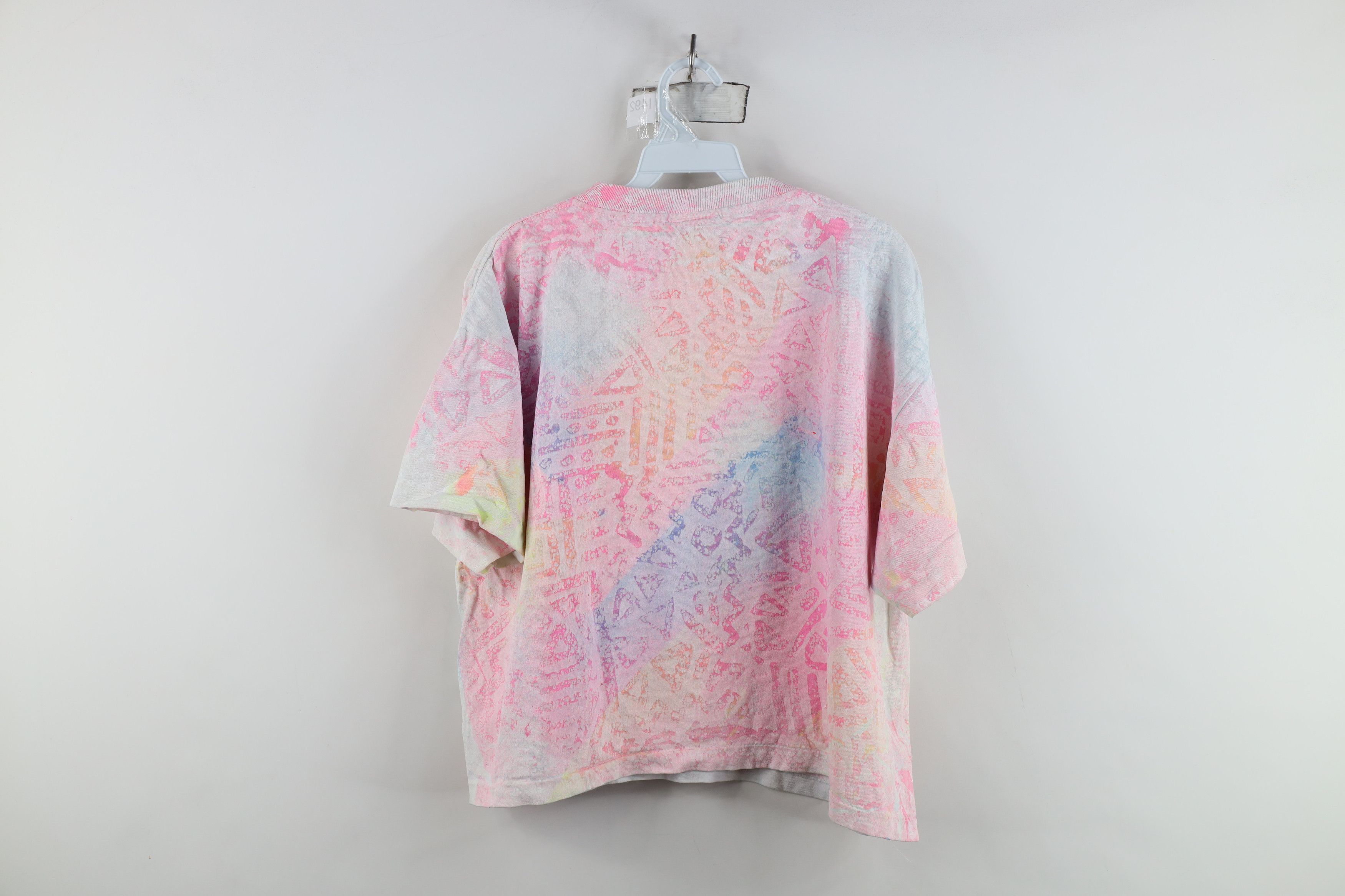 Vintage Vintage 90s LA Gear Rainbow Surf Skateboard T-Shirt USA Size ONE SIZE - 8 Thumbnail