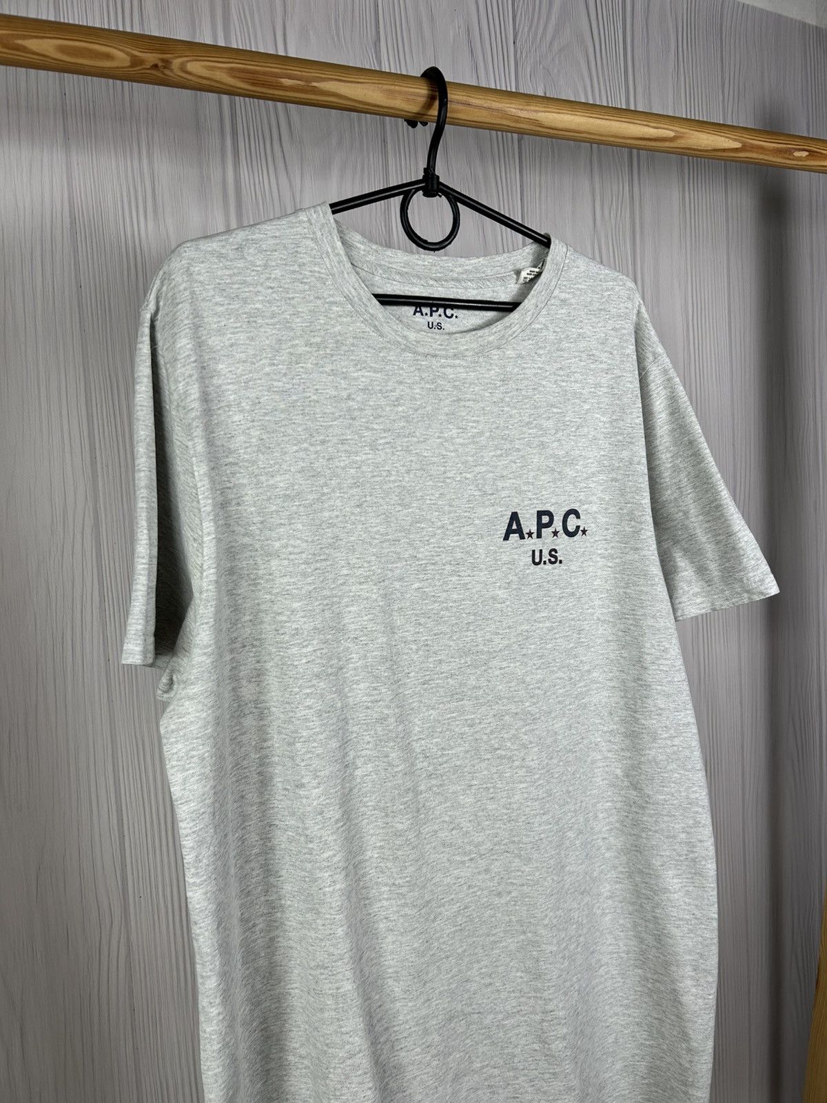 A.P.C. A.P.C. U.S. Gray T-Shirt Size L Size US L / EU 52-54 / 3 - 2 Thumbnail