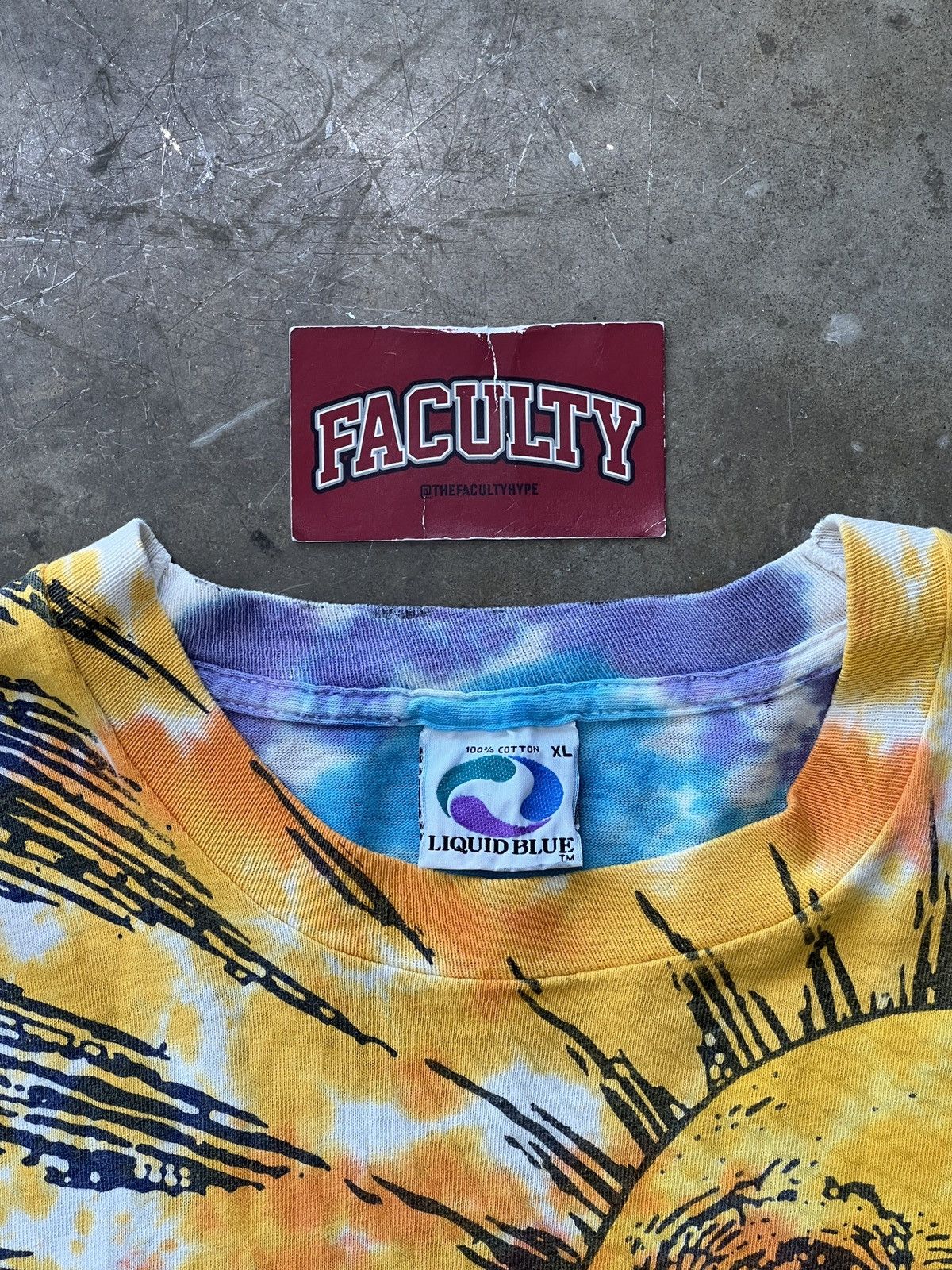Vintage Vintage 1992 AOP Sun Moon Dyed Tee Liquid Blue Tag XL Size US XL / EU 56 / 4 - 3 Thumbnail