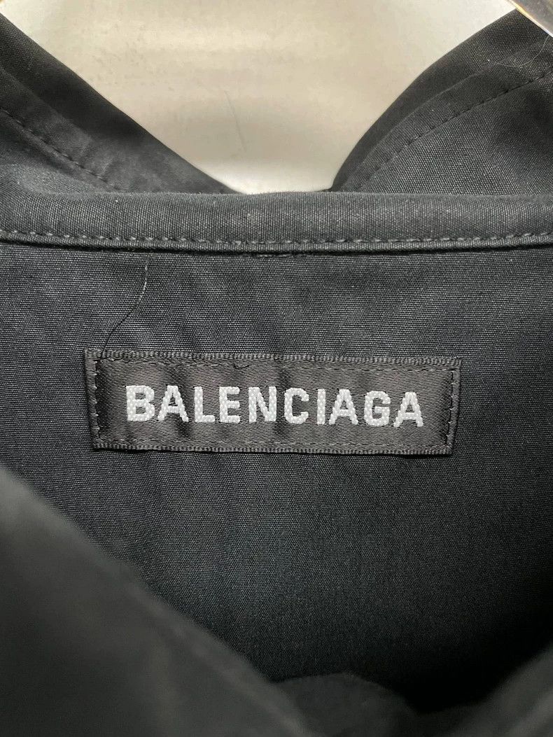 Balenciaga Balenciaga size 38 Seven-language short-sleeved shirt Size XS / US 0-2 / IT 36-38 - 3 Thumbnail