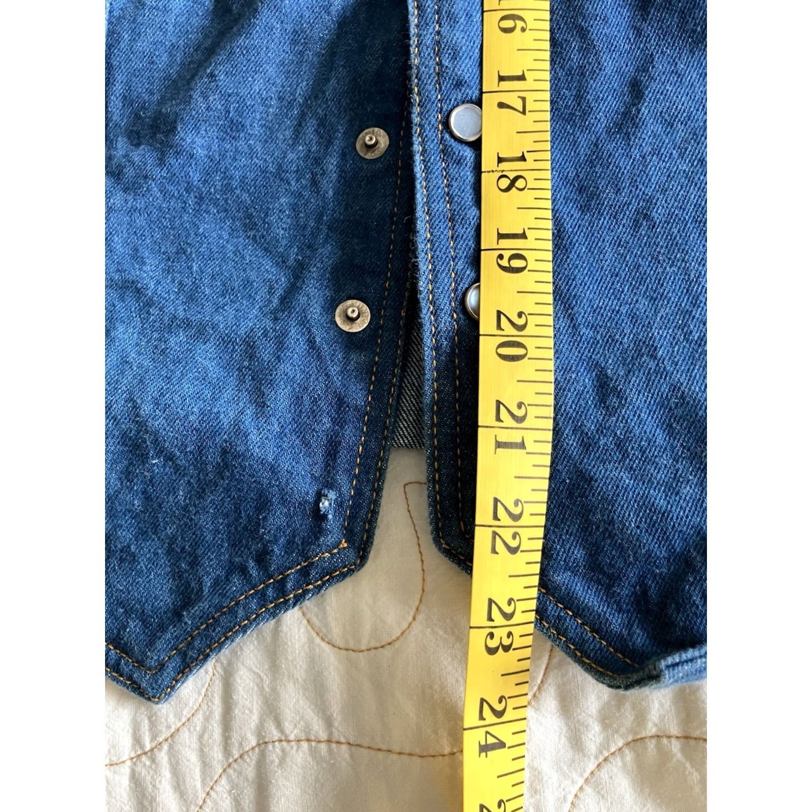 J Brand VINTAGE Brand Male Denim Jean Vest 70s 60s Pearl Snap Embroidered Blue Denim Medium Mens Vest Size US 31 - 5 Thumbnail