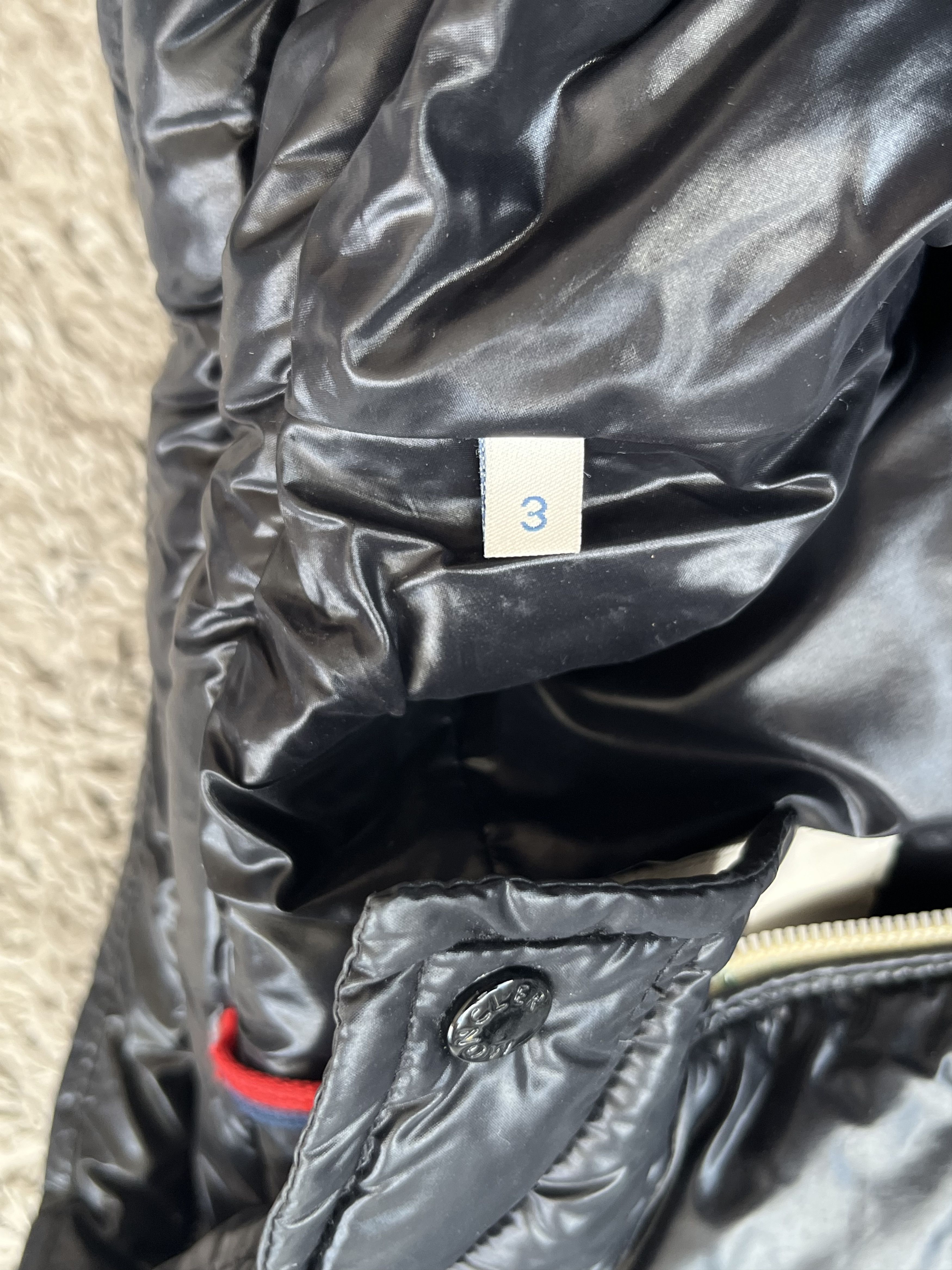 Moncler MONCLER GRENOBLE ATLANTA Vintage Puffer Jacket Very Rare Size L / US 10 / IT 46 - 13 Thumbnail
