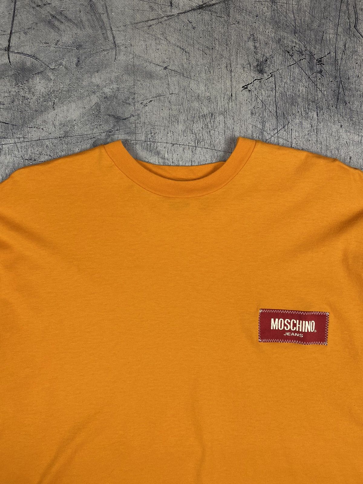 Moschino × Vintage Vintage Moschino Jeans Luxury Hype Tee T Shirt Size US XL / EU 56 / 4 - 5 Thumbnail