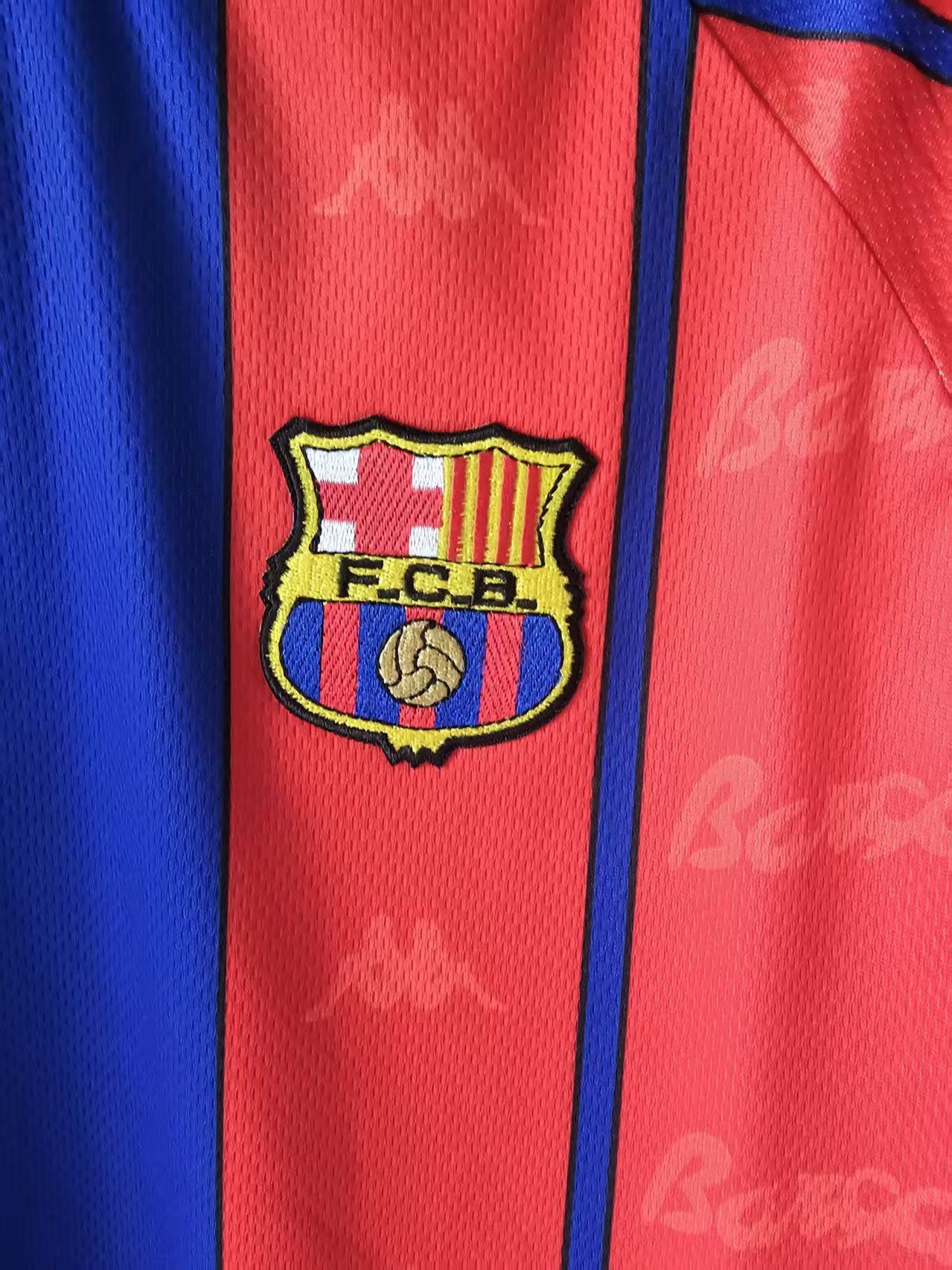Other Barcelona Jersey 1997 1998 Size US XL / EU 56 / 4 - 3 Thumbnail