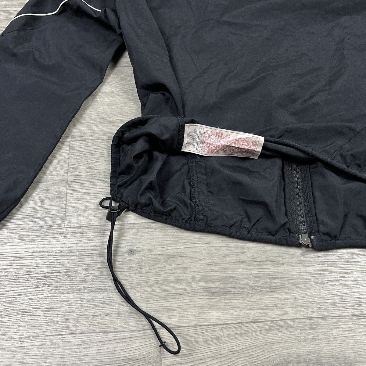 Nike Nike Vintage Navy Windbreaker Jacket Boxy Fit M XL Size US M / EU 48-50 / 2 - 11 Thumbnail