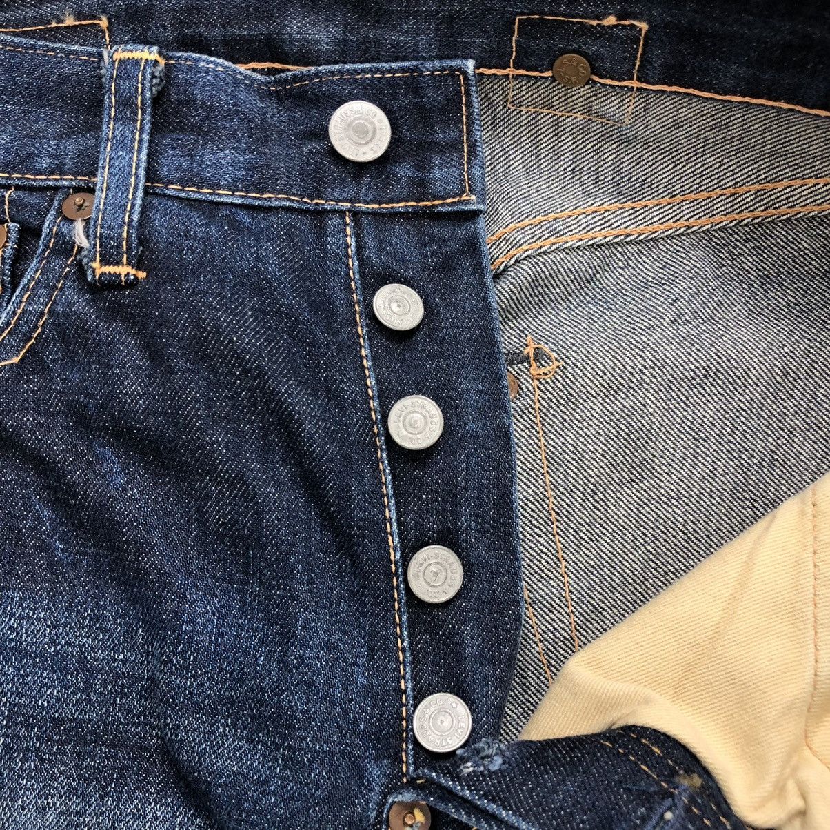 Vtg Levis 501XX LVC 37501 Buckle Back Selvedge Faded Jeans