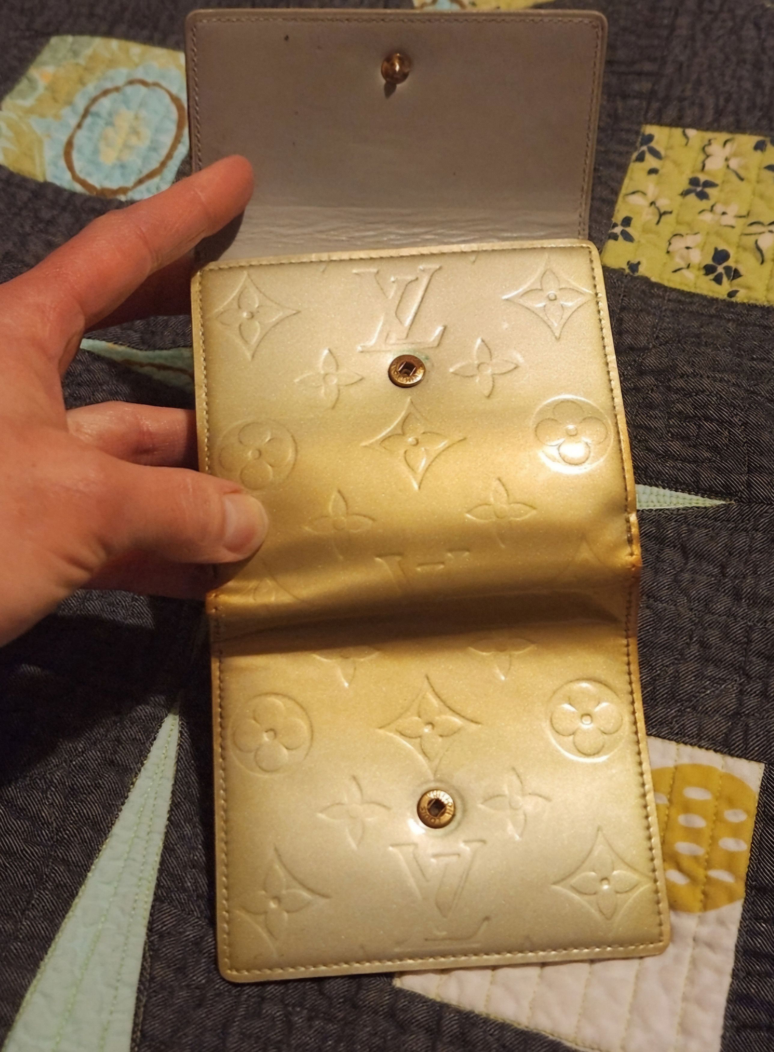 Louis Vuitton Louis Vuitton Vernis Monogram Trifold Wallet Size ONE SIZE - 9 Thumbnail