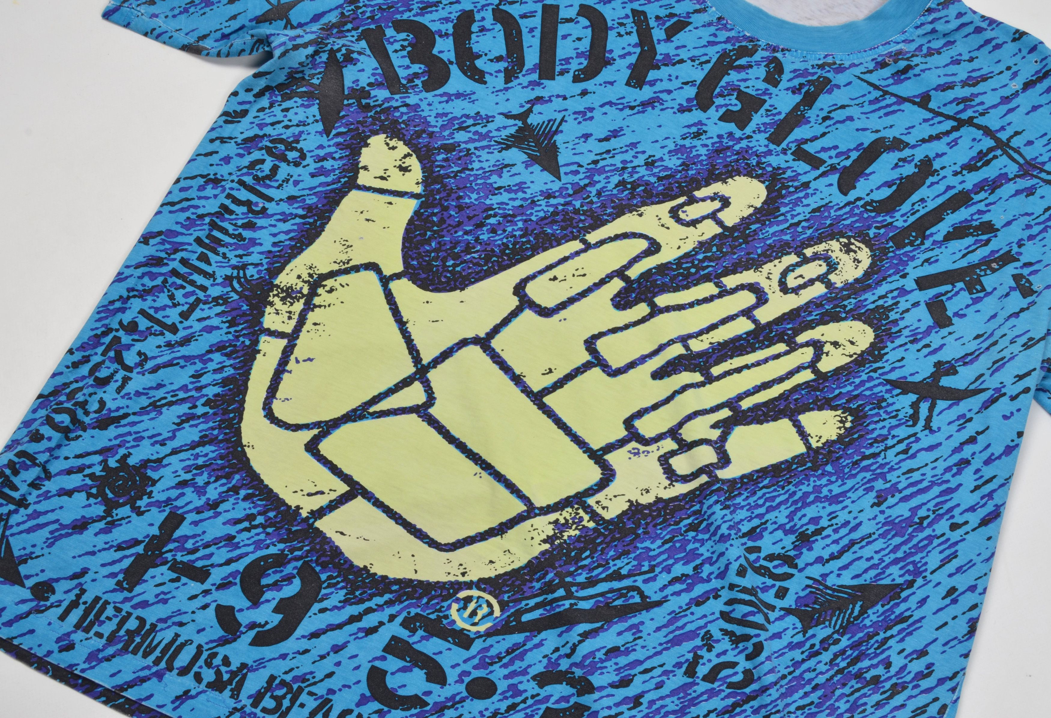 Body Glove × Vintage Vintage Body Glove 90's Distressed Allover Print T-shirt Size US XL / EU 56 / 4 - 3 Thumbnail