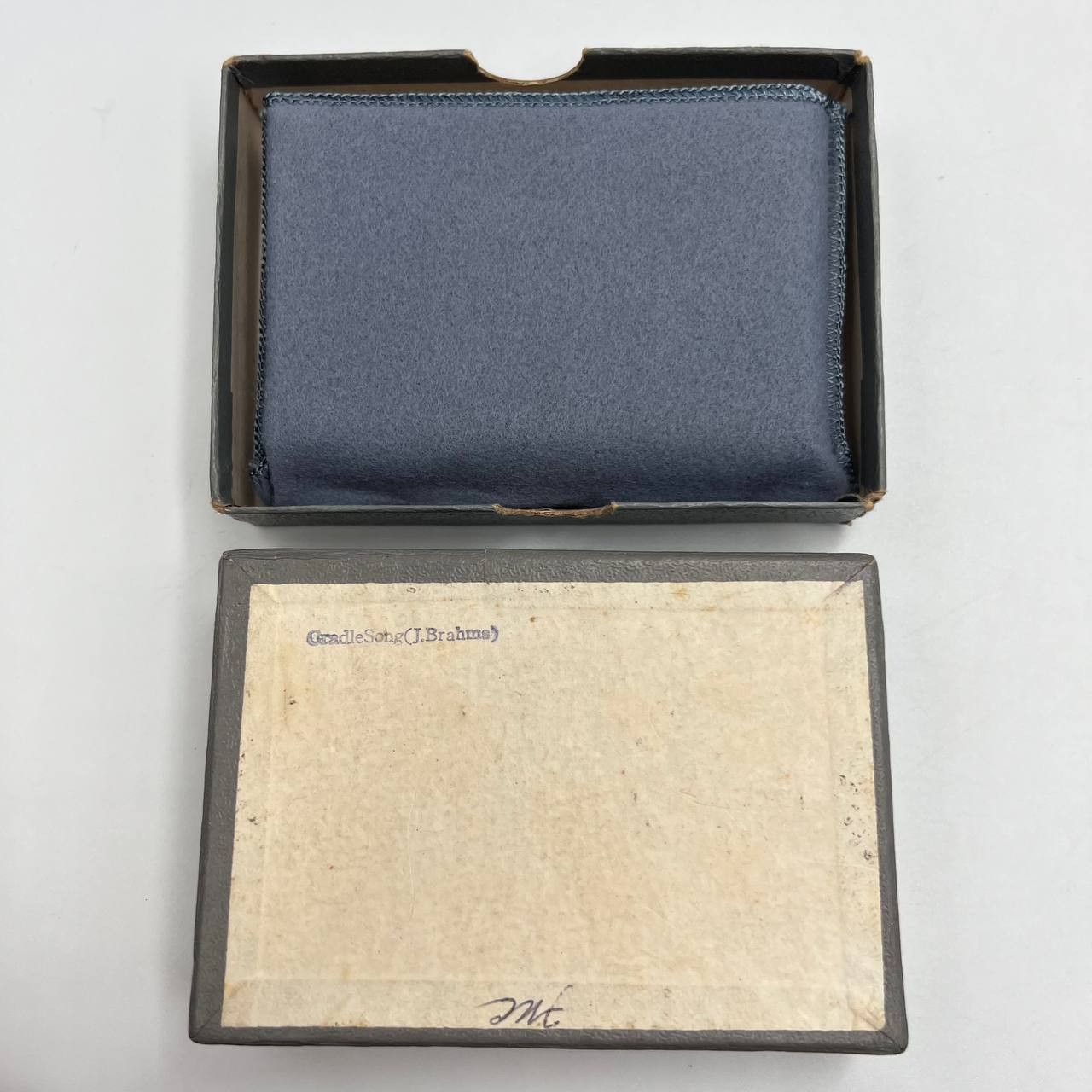 Vintage Vintage Musical Compact Cosmetic Powder Box Gold Tone Size ONE SIZE - 6 Thumbnail