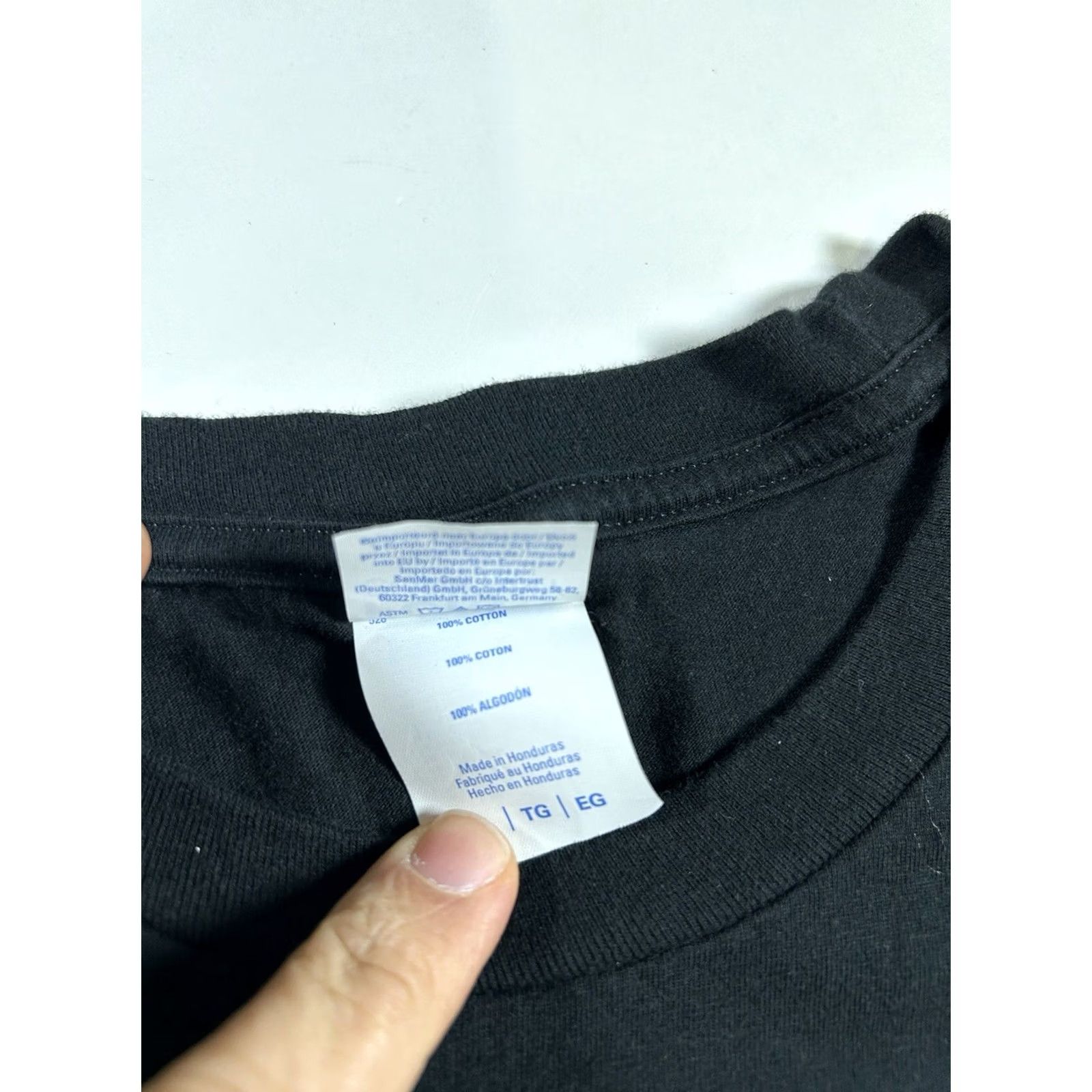 Vintage VINTAGE Bad Bunny Music Shirt? No, Vintage: No. Size US XL / EU 56 / 4 - 6 Thumbnail