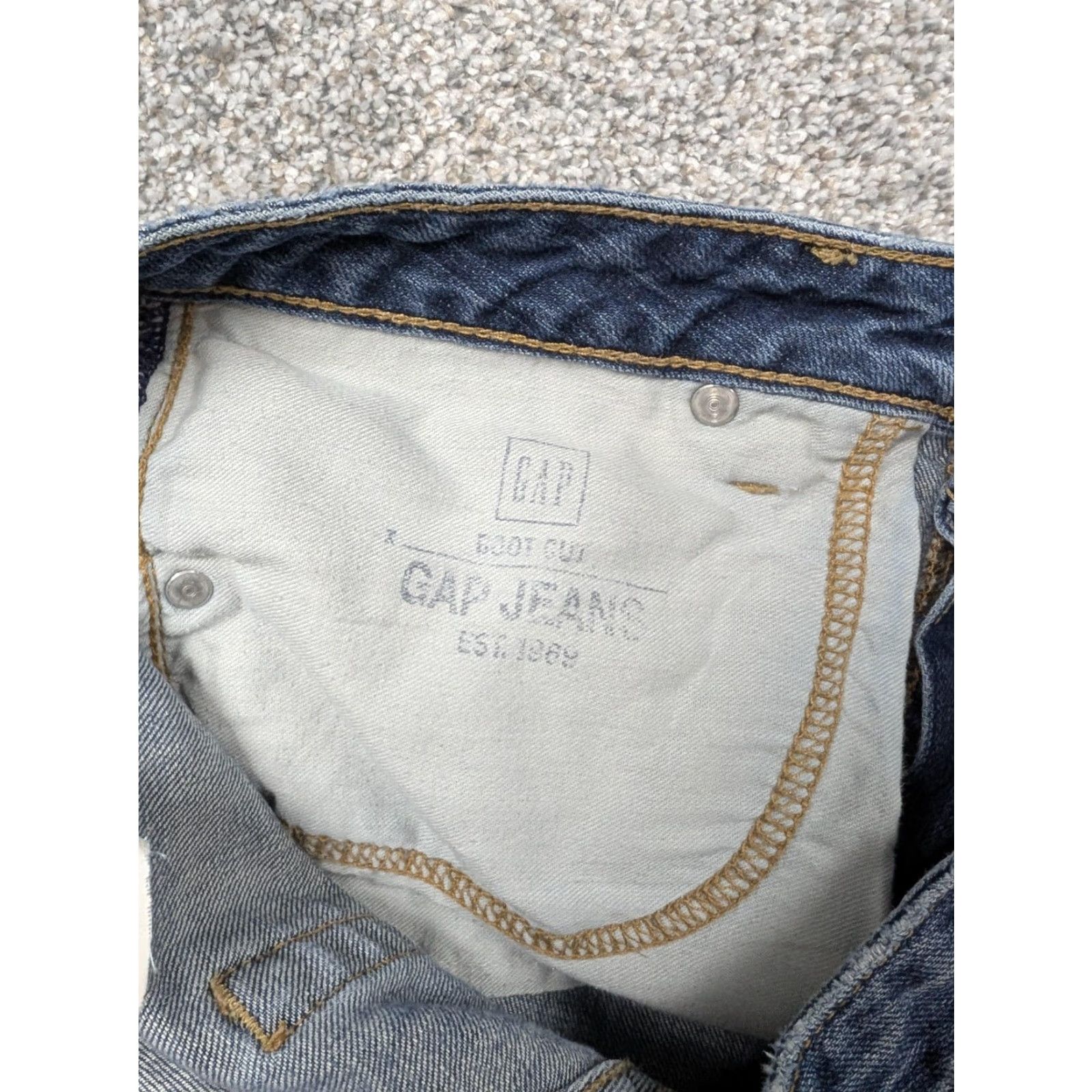 Gap VINTAGE GAP Jeans Bootcut Womens 6 Blue Mid Rise 30in 30.5in Denim Cotton Zip Pocket 1969 Est. 30 in Inseam 30.5in Size 28" / US 6 / IT 42 - 7 Thumbnail