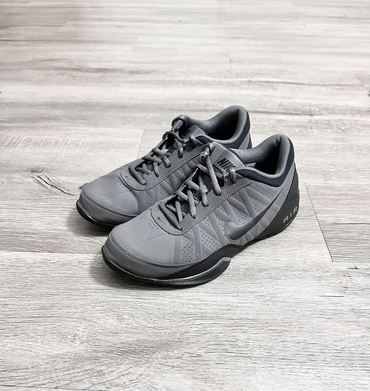 Nike ring leader low grey best sale