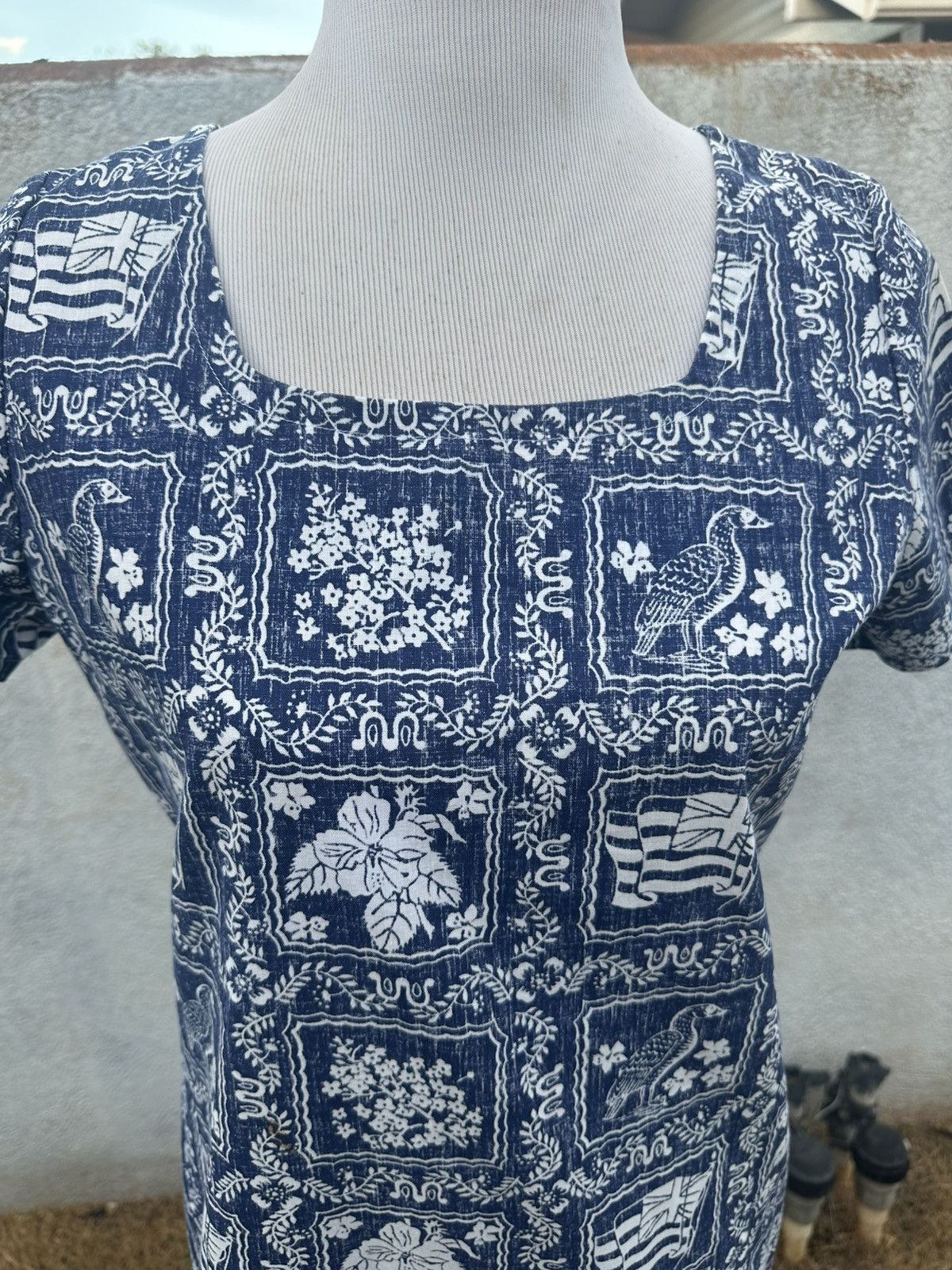 Reyn Spooner PreOwned Reyn Spooner Blue/White Hawaiian Dress Women's S Size S / US 4 / IT 40 - 3 Thumbnail
