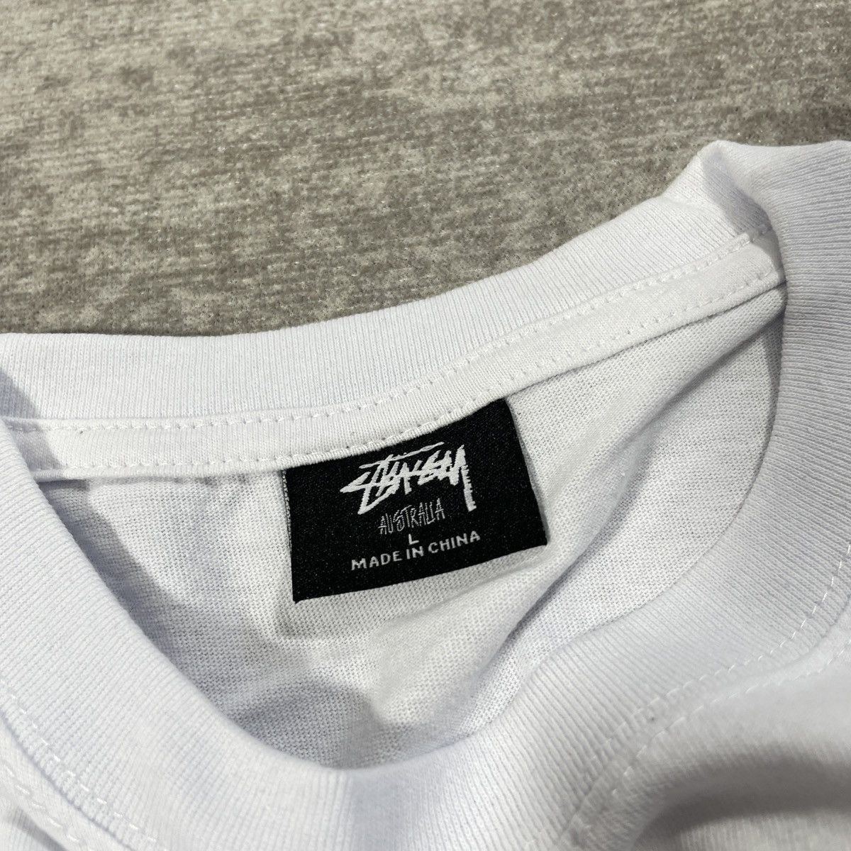 Stussy × Vintage Stussy 8-ball Logo Tshirt White Size US L / EU 52-54 / 3 - 5 Thumbnail