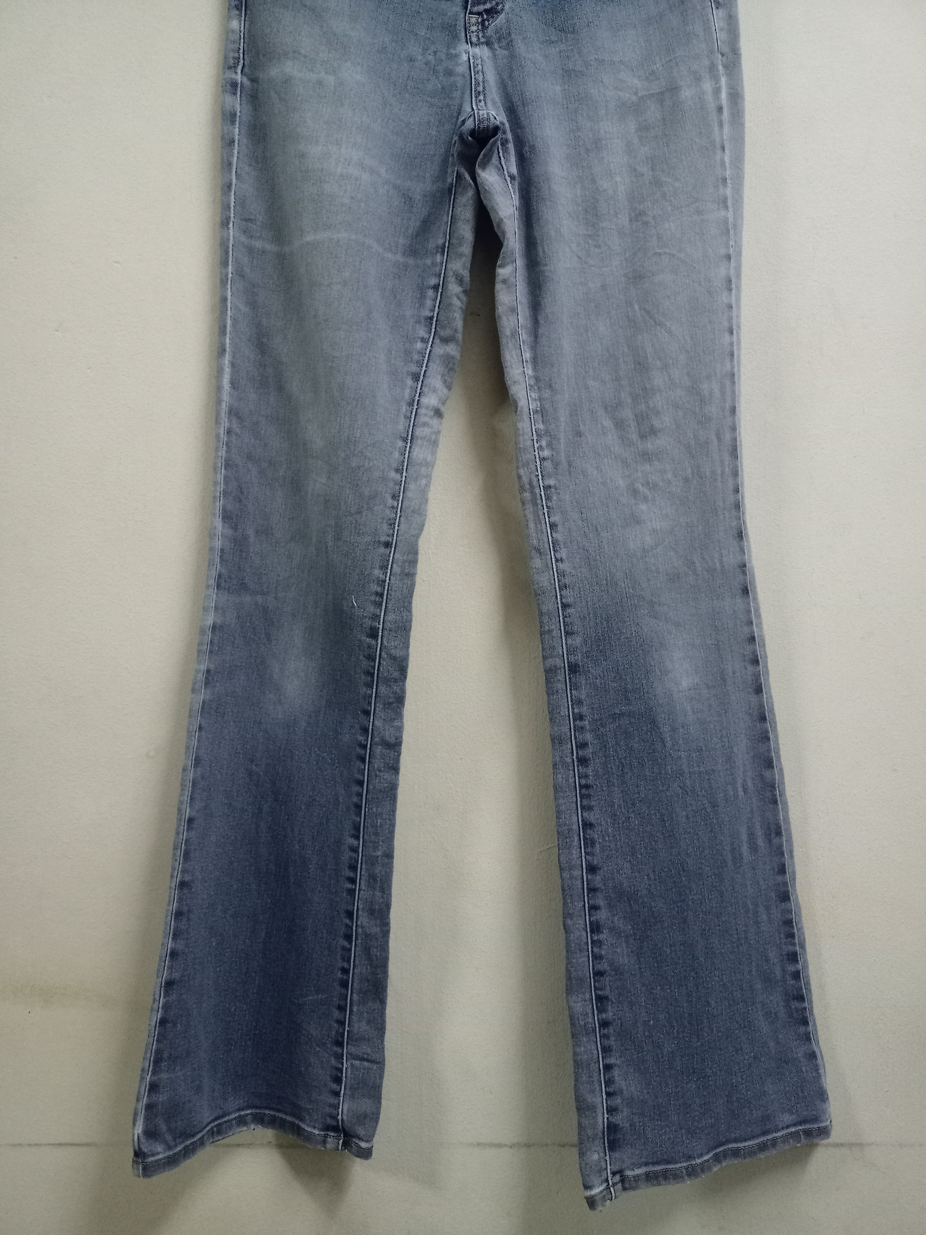 Japanese Brand × Uniqlo Vintage Japanese Uniqlo High Rise Flare Jeans Size US 28 / EU 44 - 8 Thumbnail