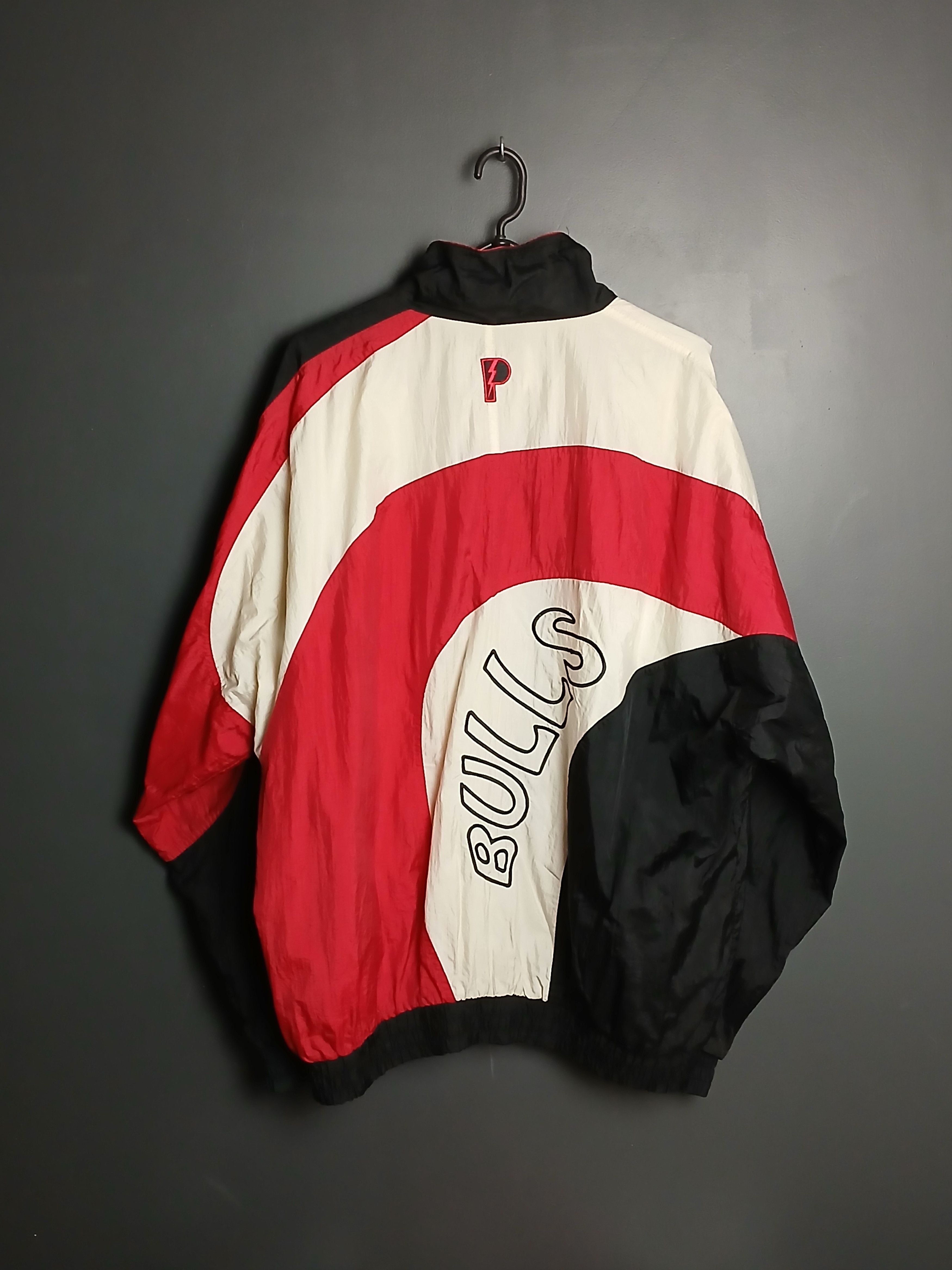 NBA × Pro Player Vintage Pro Player NBA Chicago Bulls Basketball Jacket Size US XL / EU 56 / 4 - 2 Thumbnail