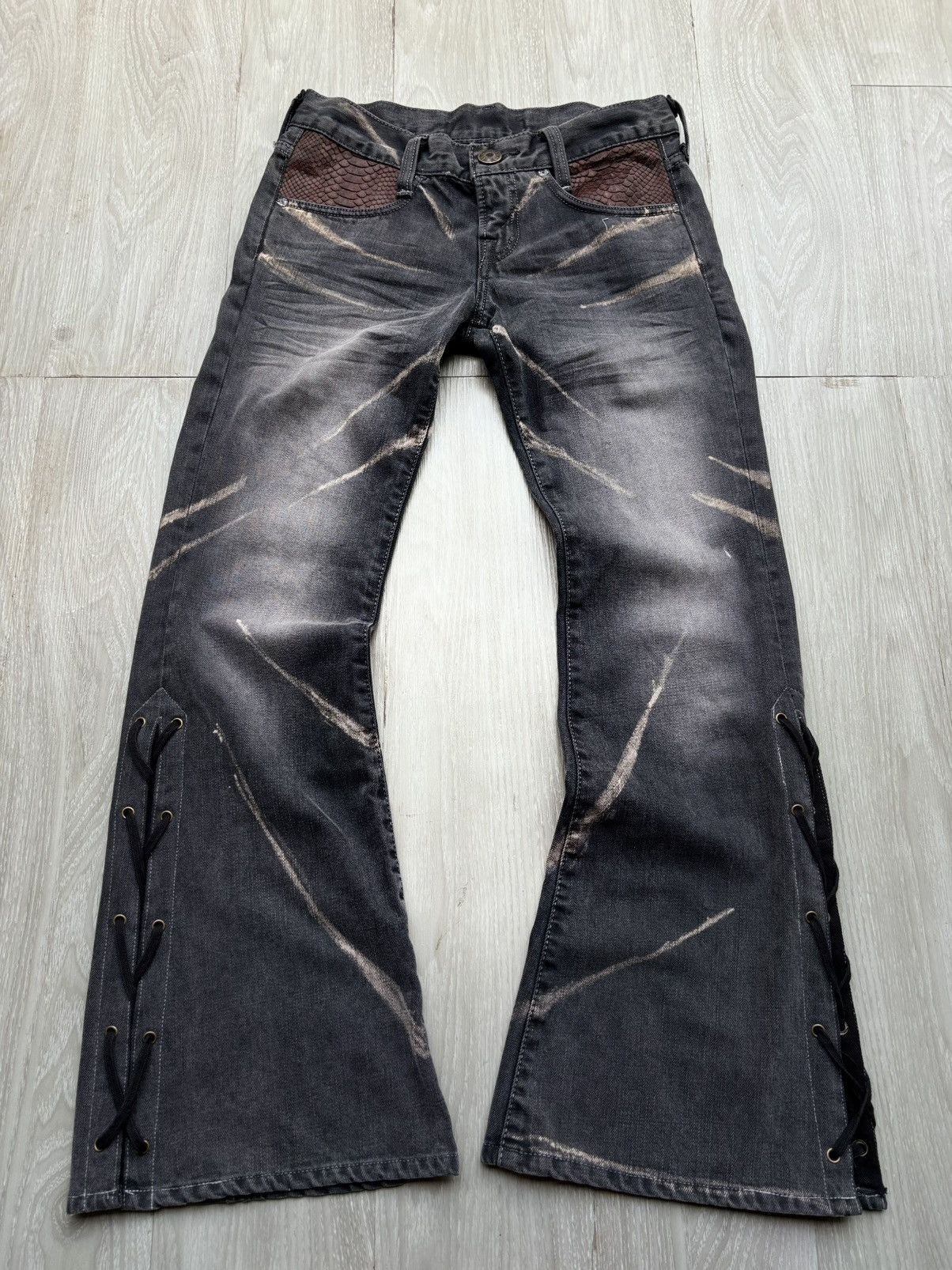 LEVIS lace-up flare jeans
