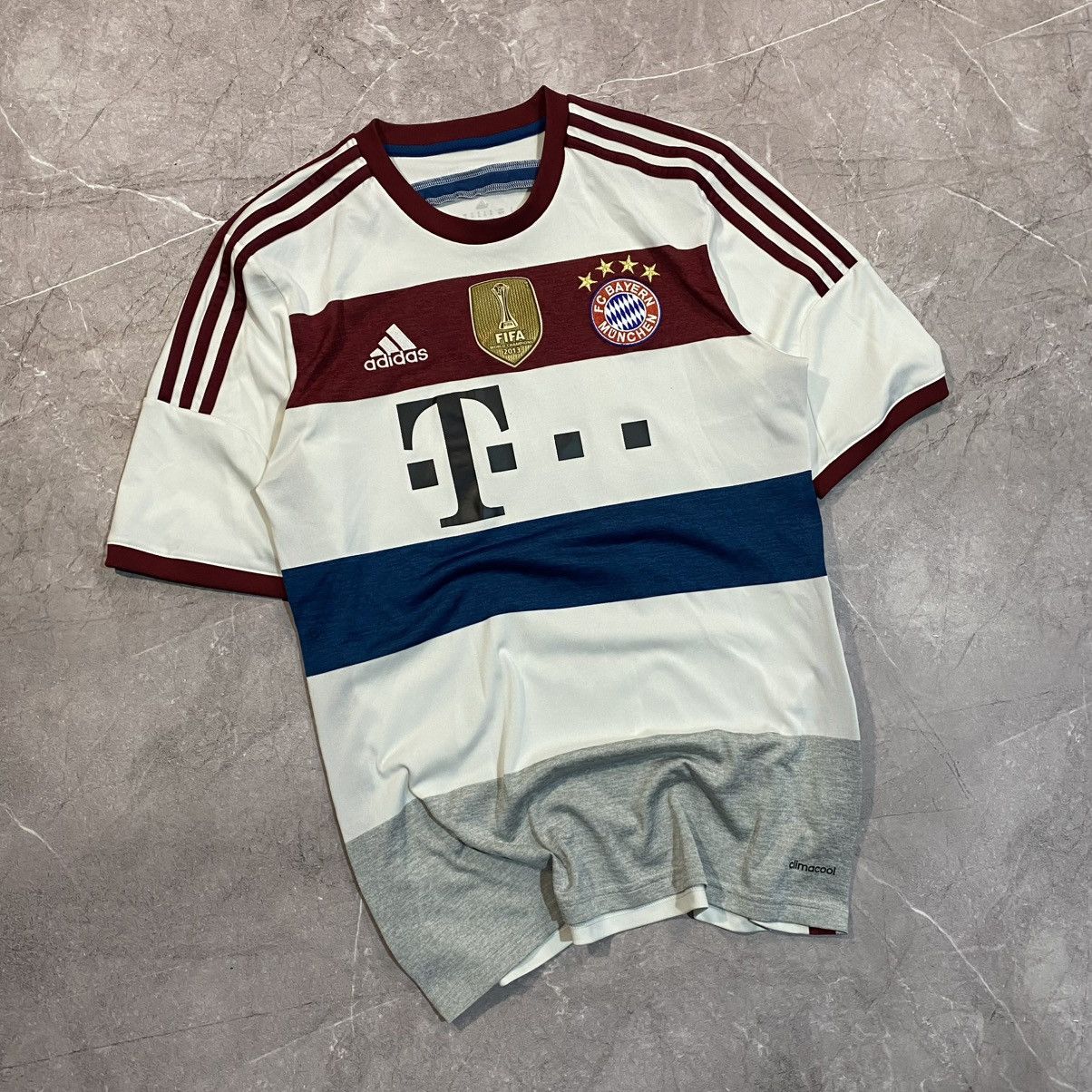 Vintage GOTZE ! VINTAGE ADIDAS BAYERN MUNICH TEE FIFA CHAMPIONS Size US M / EU 48-50 / 2 - 1 Thumbnail