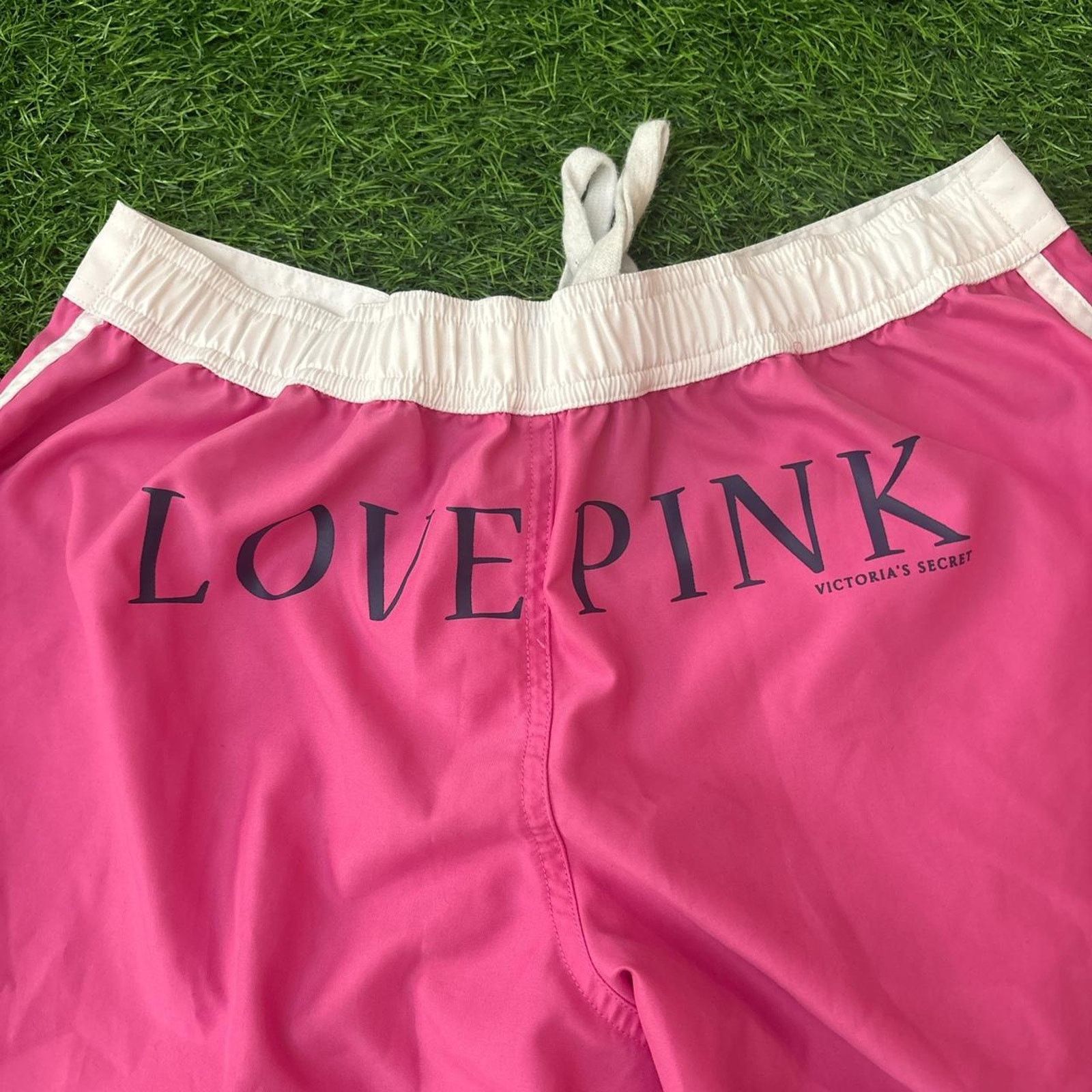 Victoria's Secret Women's Vintage/Y2K Love Pink Love Athletic/Swim Shorts Size 27" / US 4 / IT 40 - 3 Thumbnail