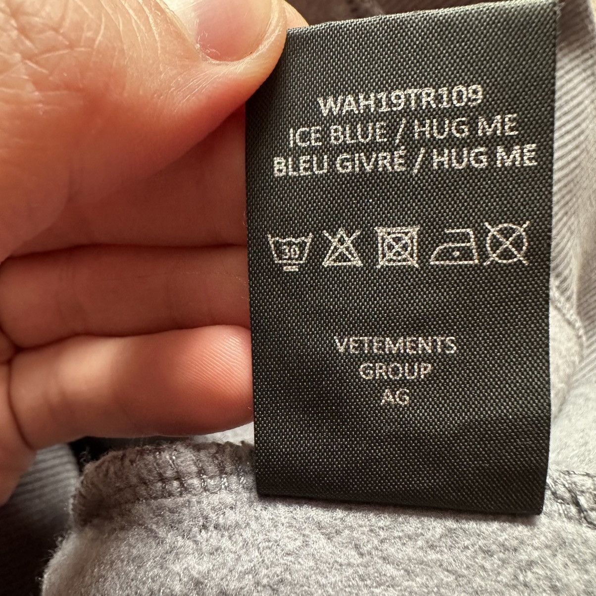 Vetements Vetements I Love Sluts hoodie AW18 Size US S / EU 44-46 / 1 - 9 Thumbnail