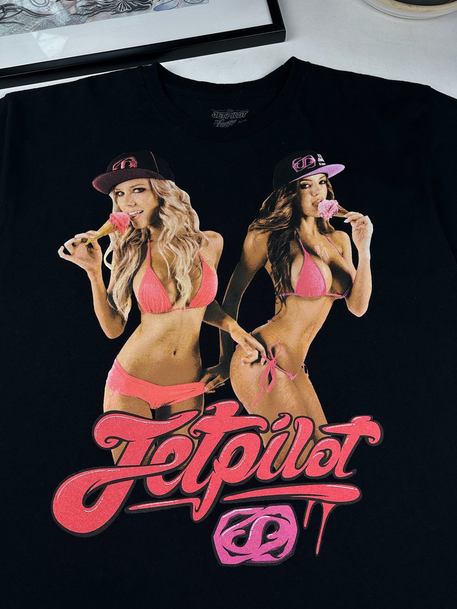 Band Tees Vintage Sex Sexy Girl Porn Star tShirt Tee ice cream nude Size US L / EU 52-54 / 3 - 3 Thumbnail