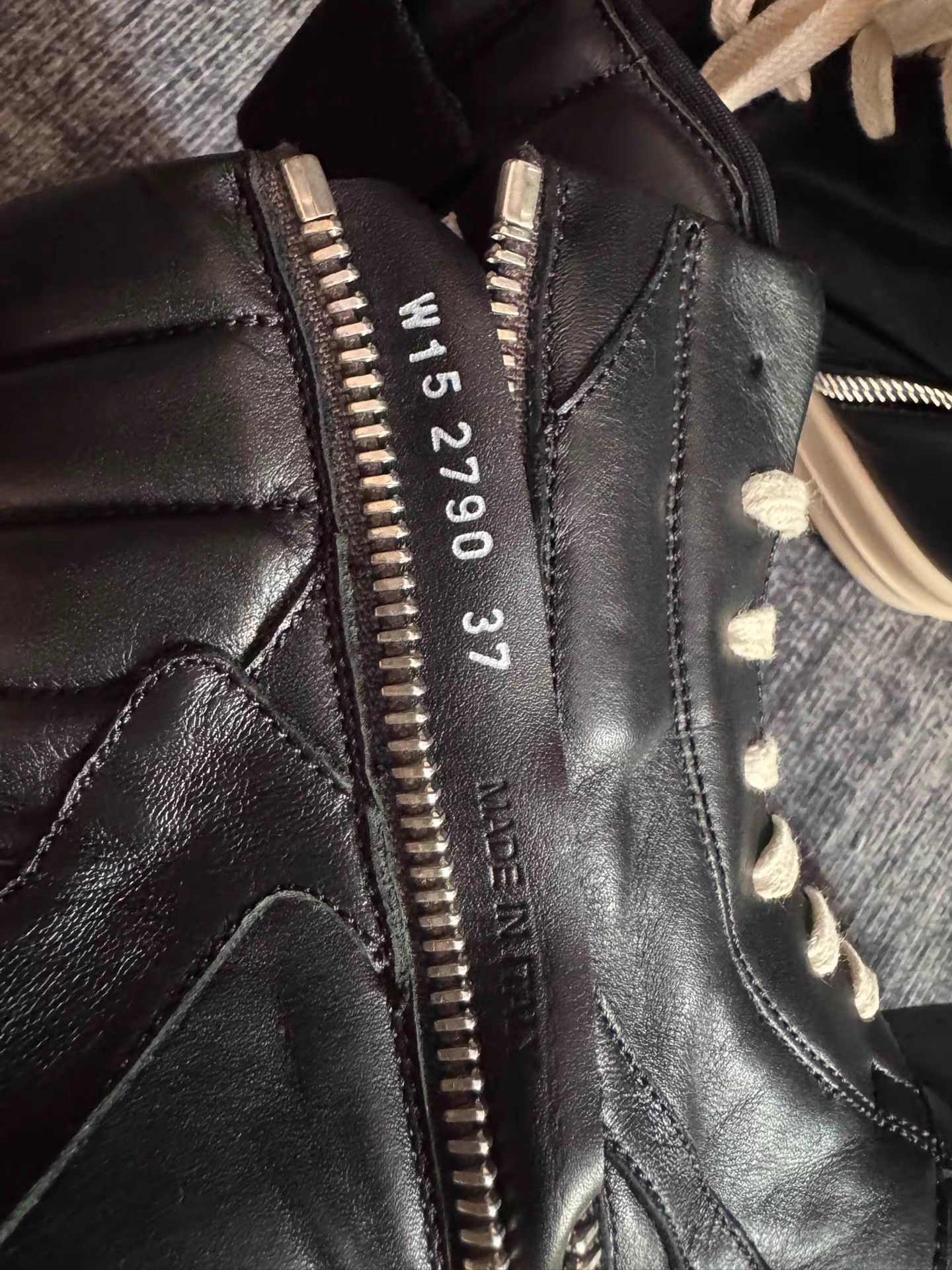 Rick Owens Rick Owens Main Line Triangle Toe Size US 7 / IT 37 - 7 Thumbnail