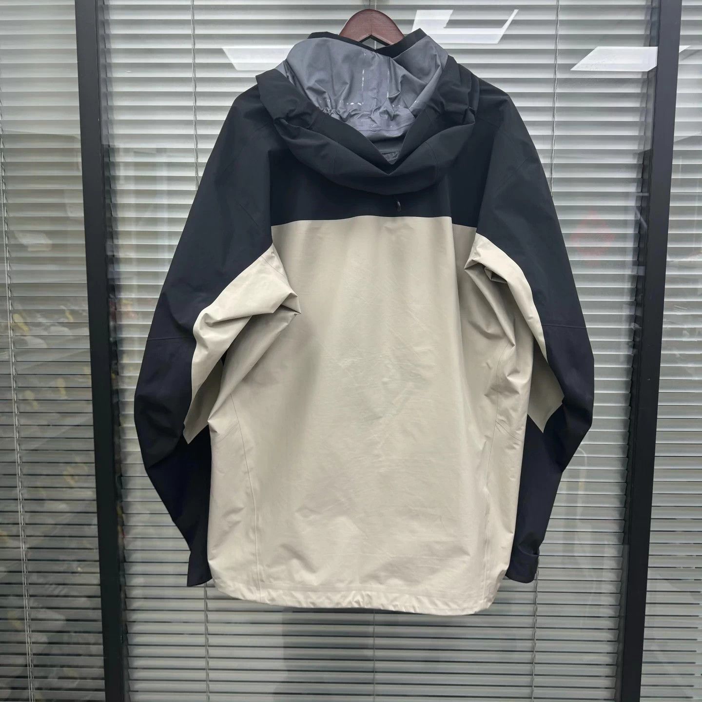 Arc'teryx ARC‘TERYX jackets Size US XL / EU 56 / 4 - 2 Thumbnail