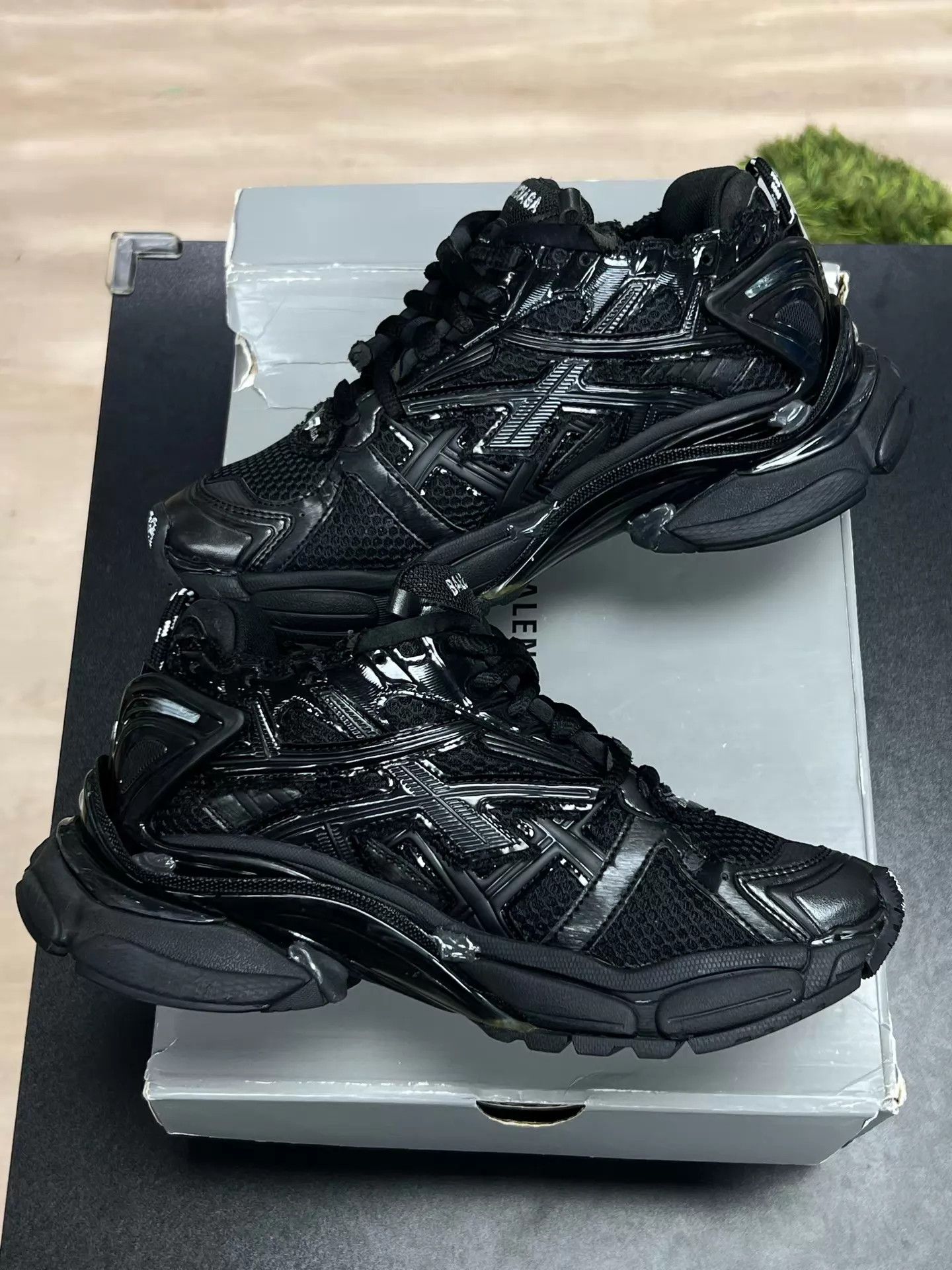 Balenciaga Balenciaga Runner Black 39 Size US 8.5 / IT 38.5 - 5 Thumbnail