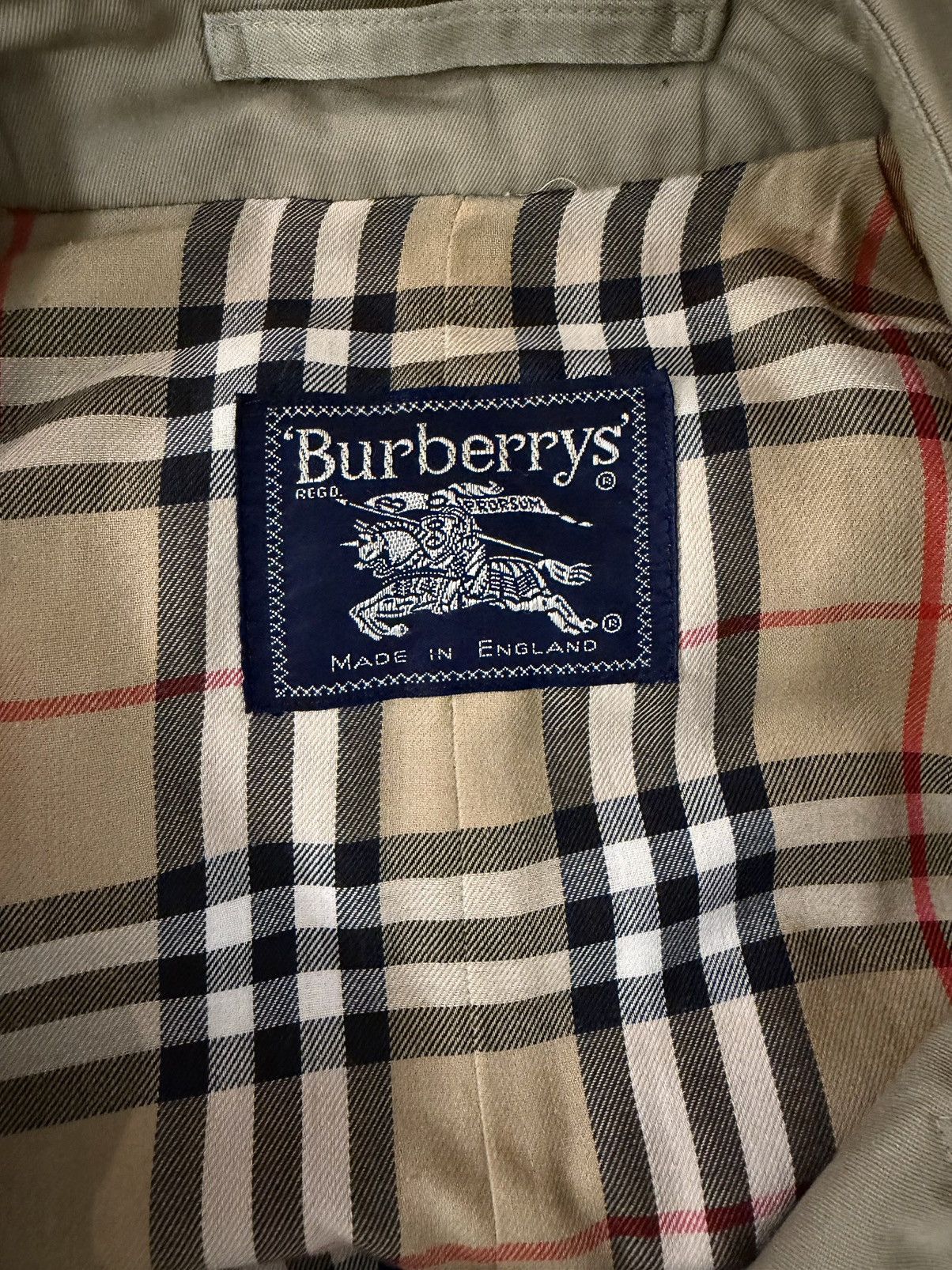 Burberry BURBERRYS TRENCHCOAT Size US L / EU 52-54 / 3 - 2 Thumbnail